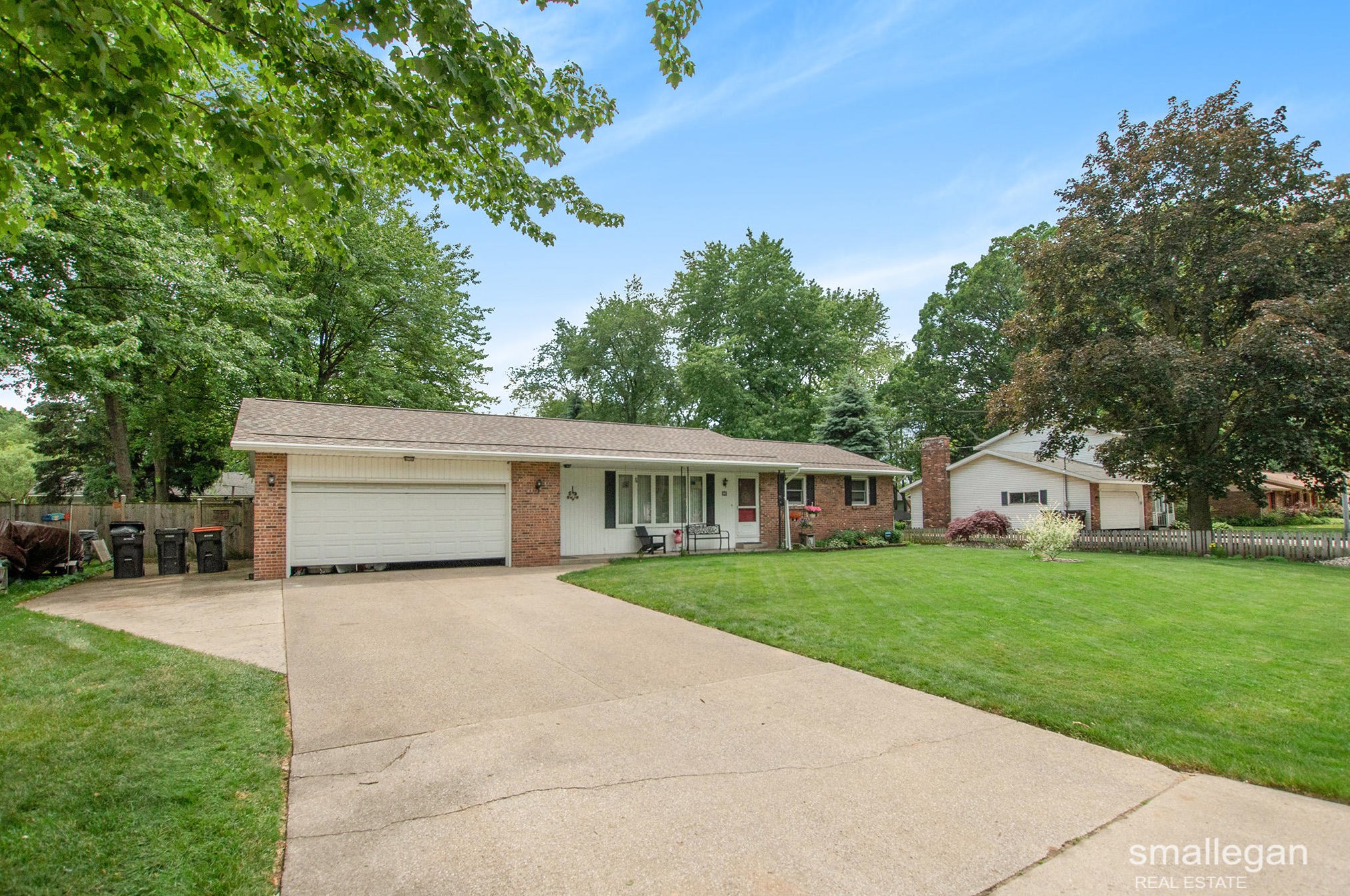 156 Ann St, Holland, MI 49424-2121