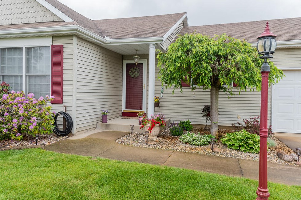 41120 Robin St, Mattawan, MI 49071-8713