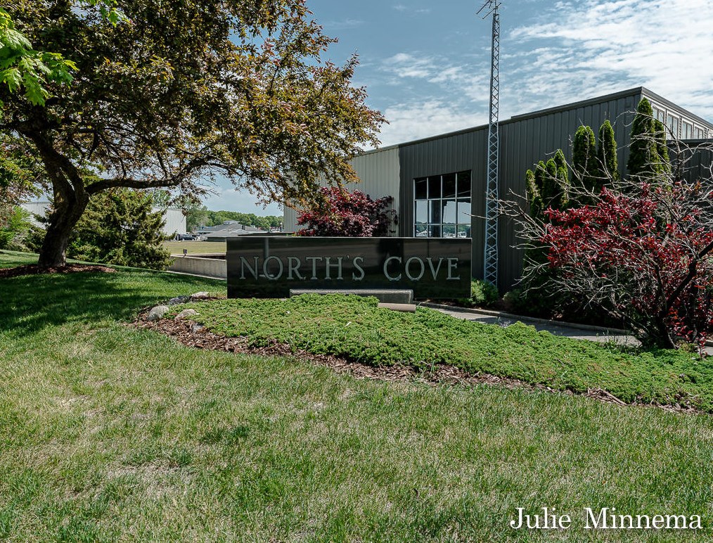 400 Pine St #8, Spring Lake, MI 49456