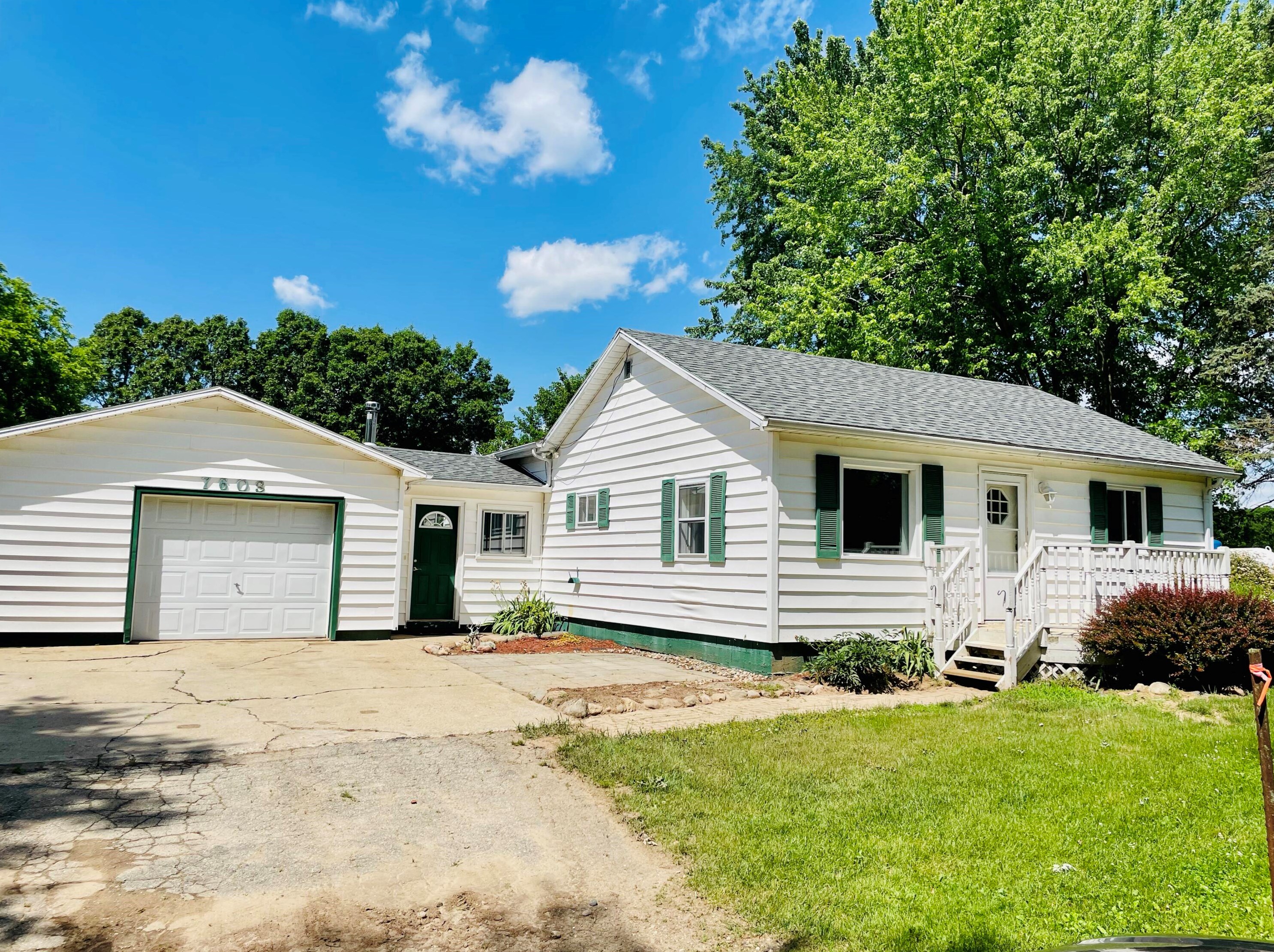 7603 Kimball Rd, Lyons, MI 48851