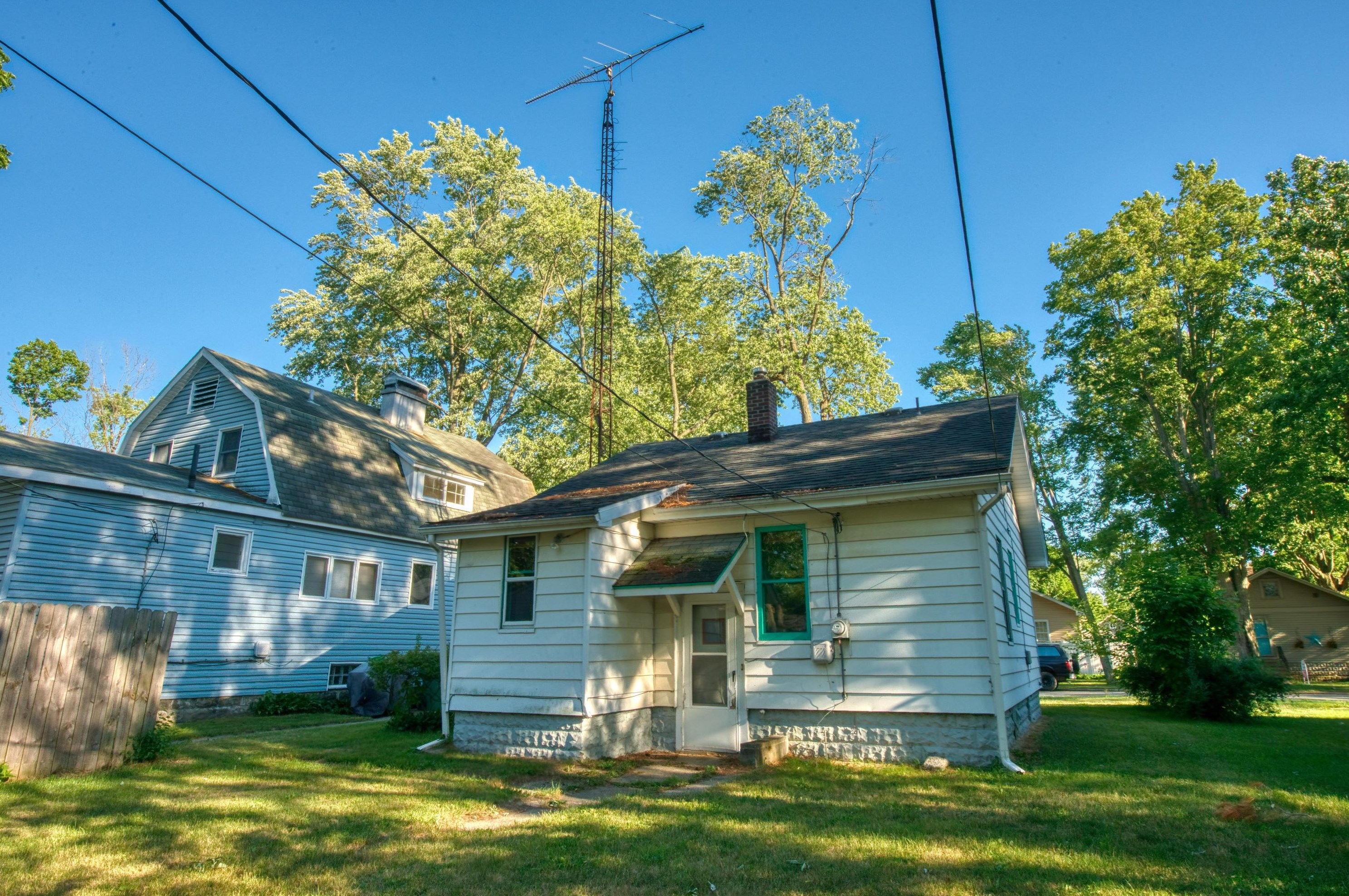 1115 Howard St, Niles, MI 49120-2522