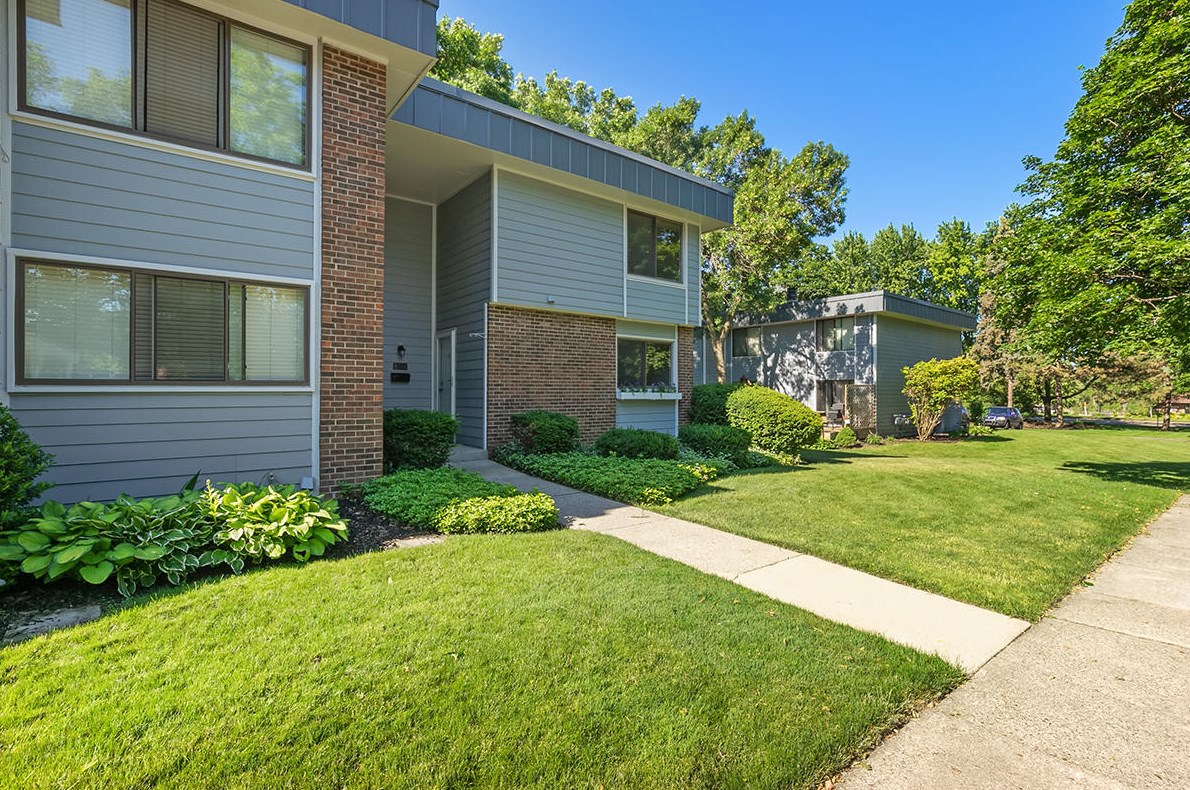 4034 N Norway St, Grand Rapids, MI 49546