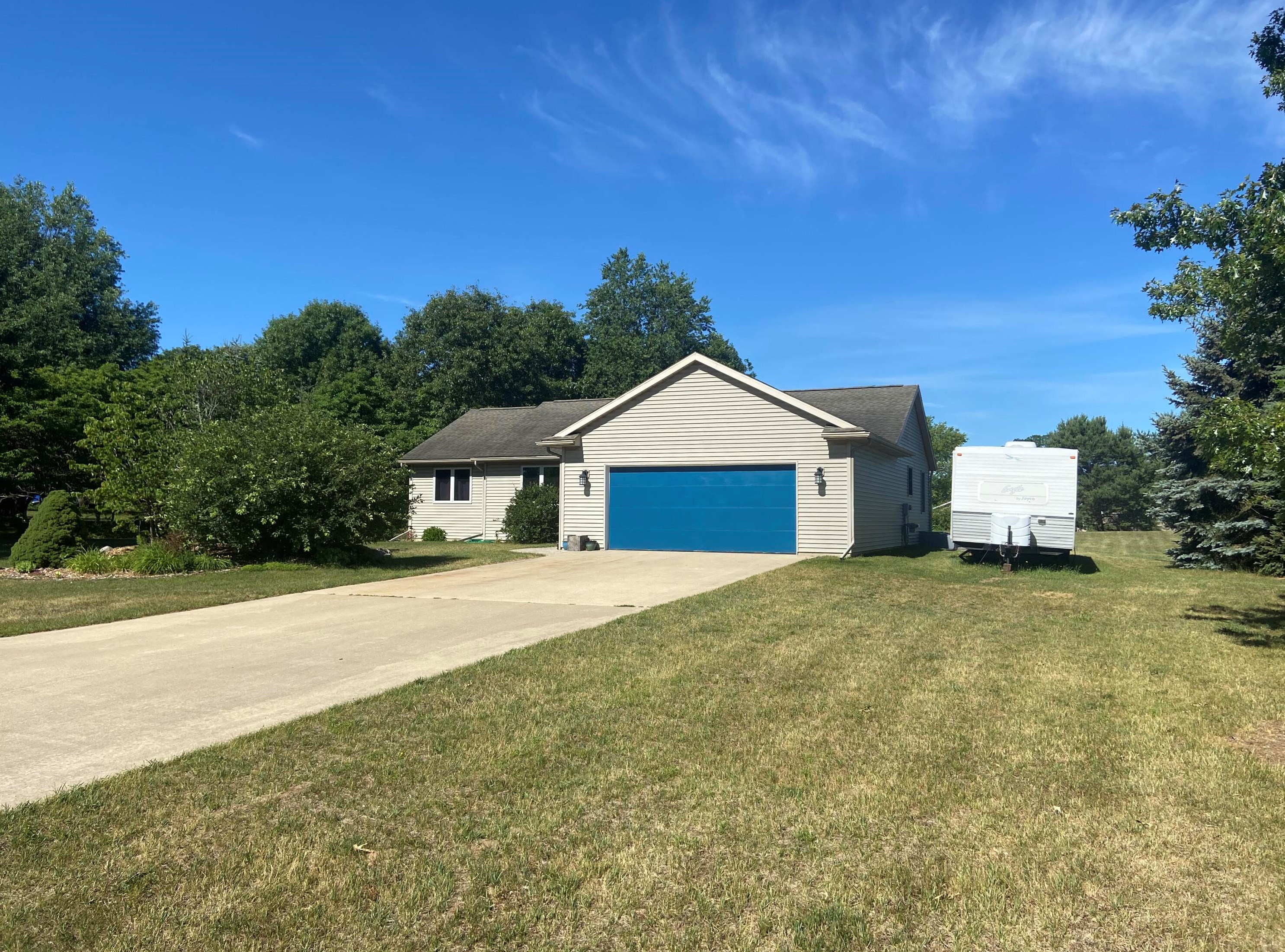 41452 Robin St, Mattawan, MI 49071-8713