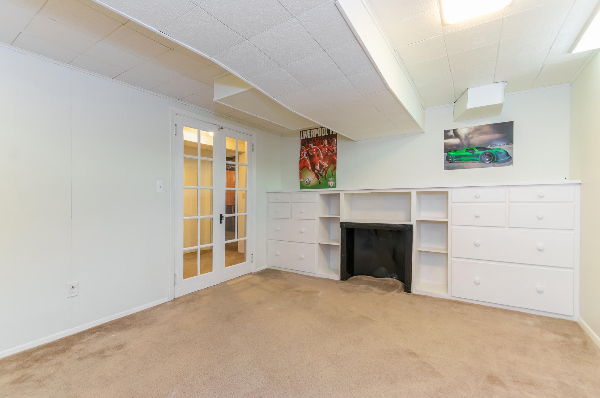 2105 Paris Ave, Grand Rapids MI  49507-3121 exterior