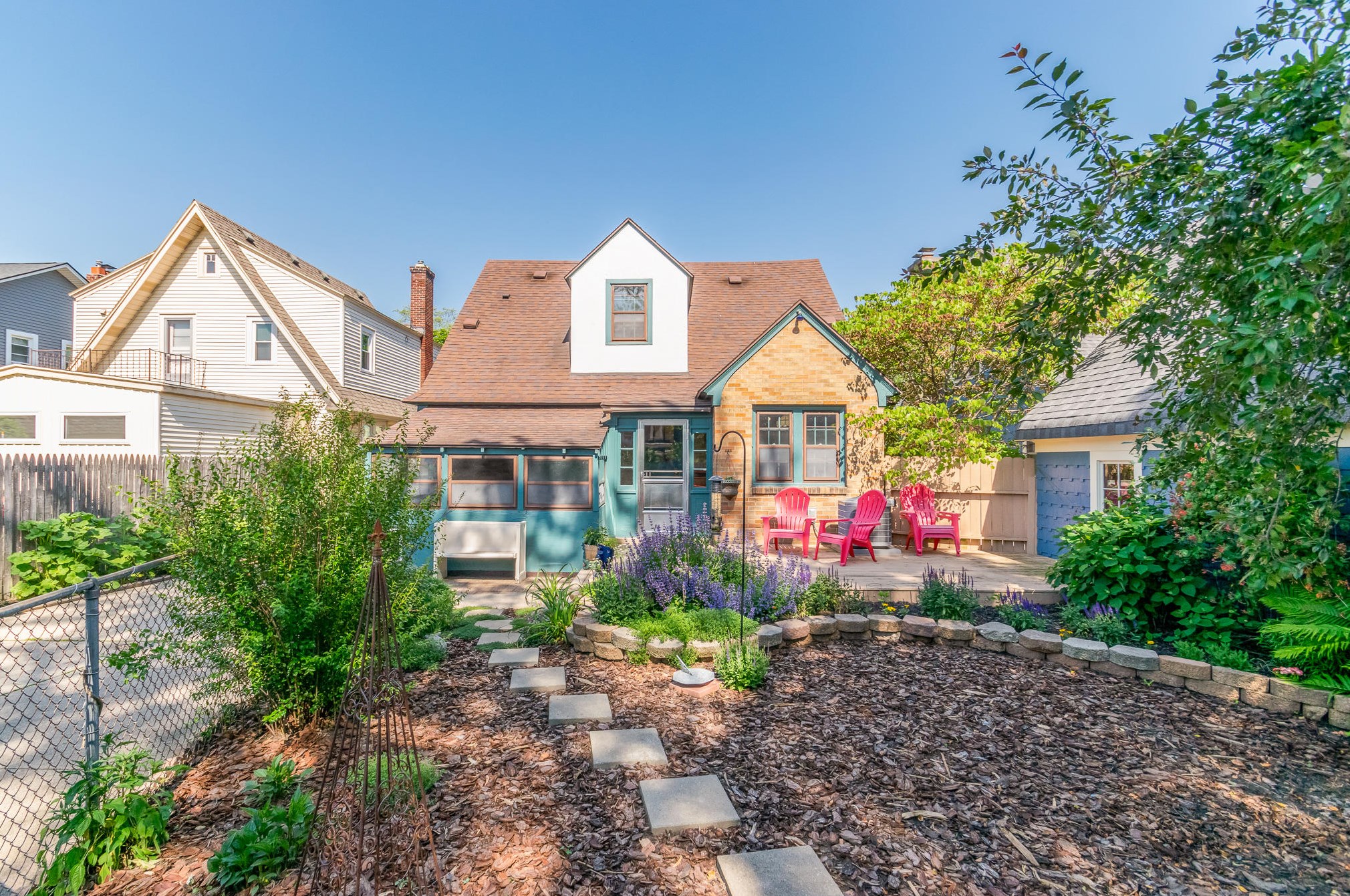 2105 Paris Ave, Grand Rapids MI  49507-3121 exterior