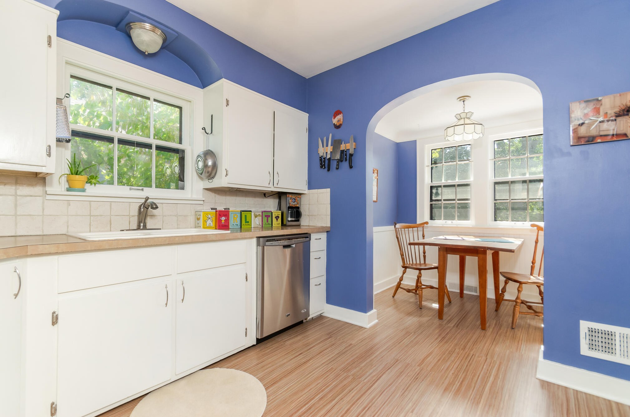 2105 Paris Ave, Grand Rapids MI  49507-3121 exterior