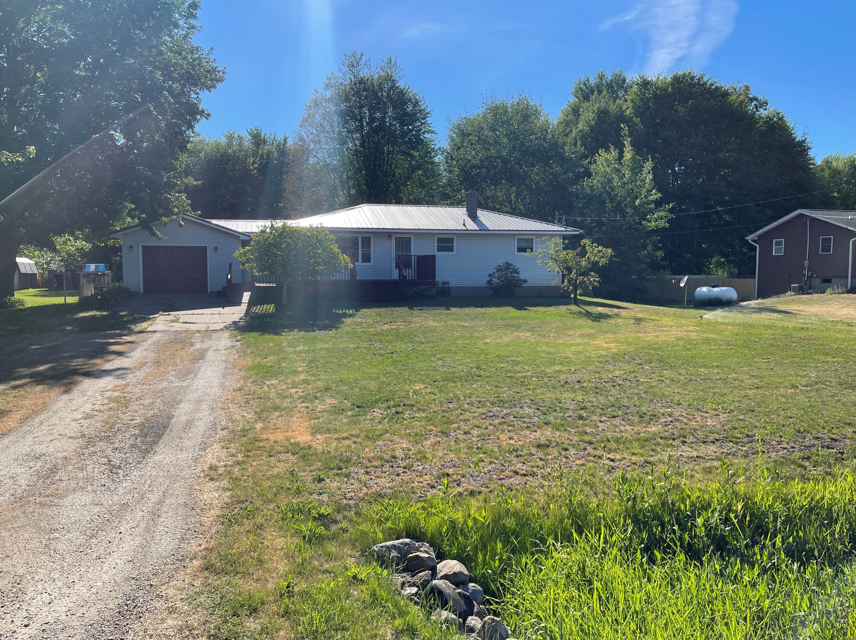 2977 S Sullivan Rd, Ravenna, MI 49451