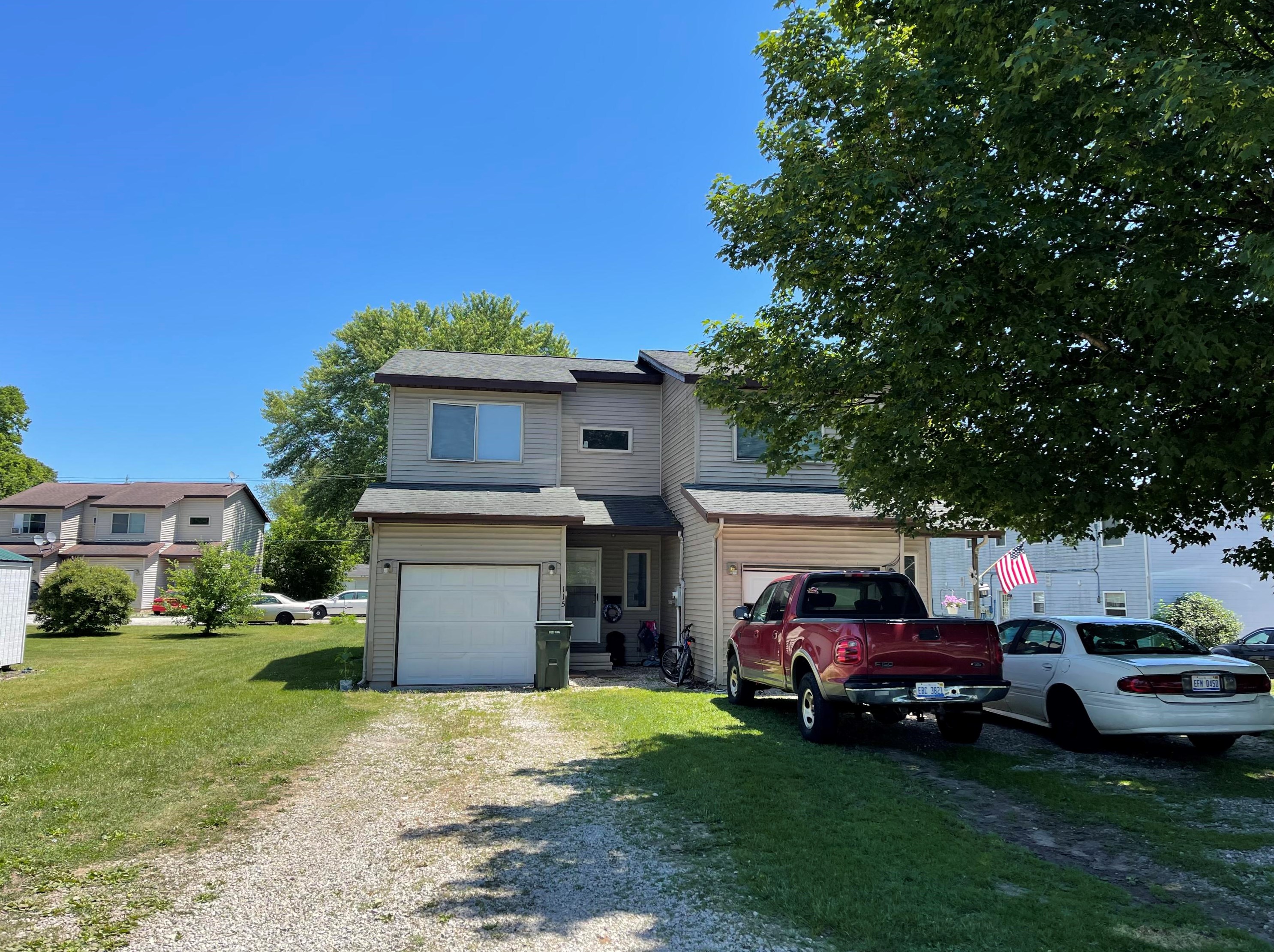 115 Orchard St, Constantine, MI 49042-1252