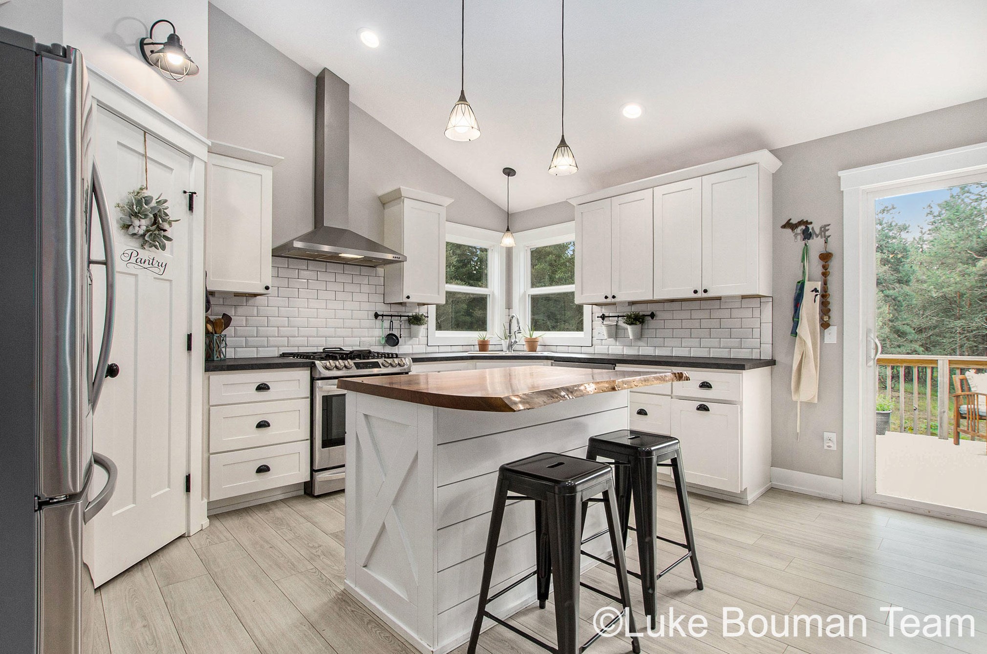 15708 Taylor St, Port Sheldon, MI 49460