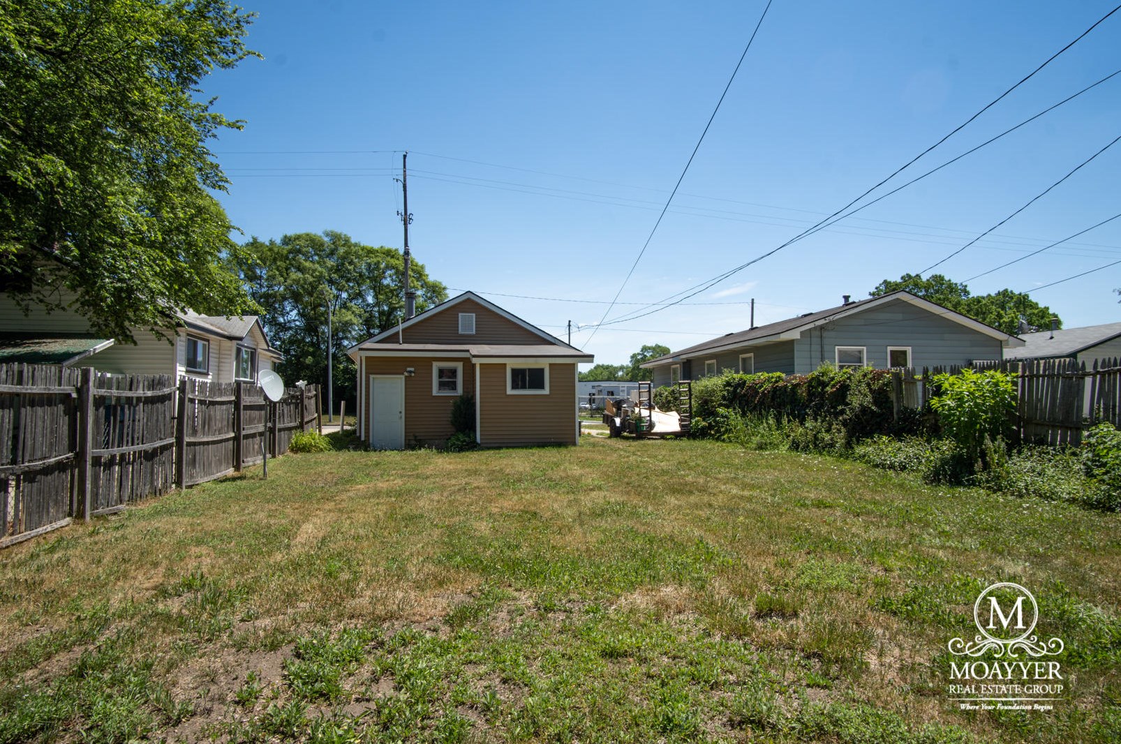 3775 Jefferson Ave, Grand Rapids MI  49548-2337 exterior