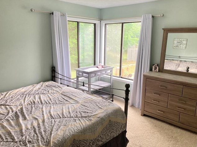 757 Hardwick St, Grand Rapids MI  49548-0833 exterior