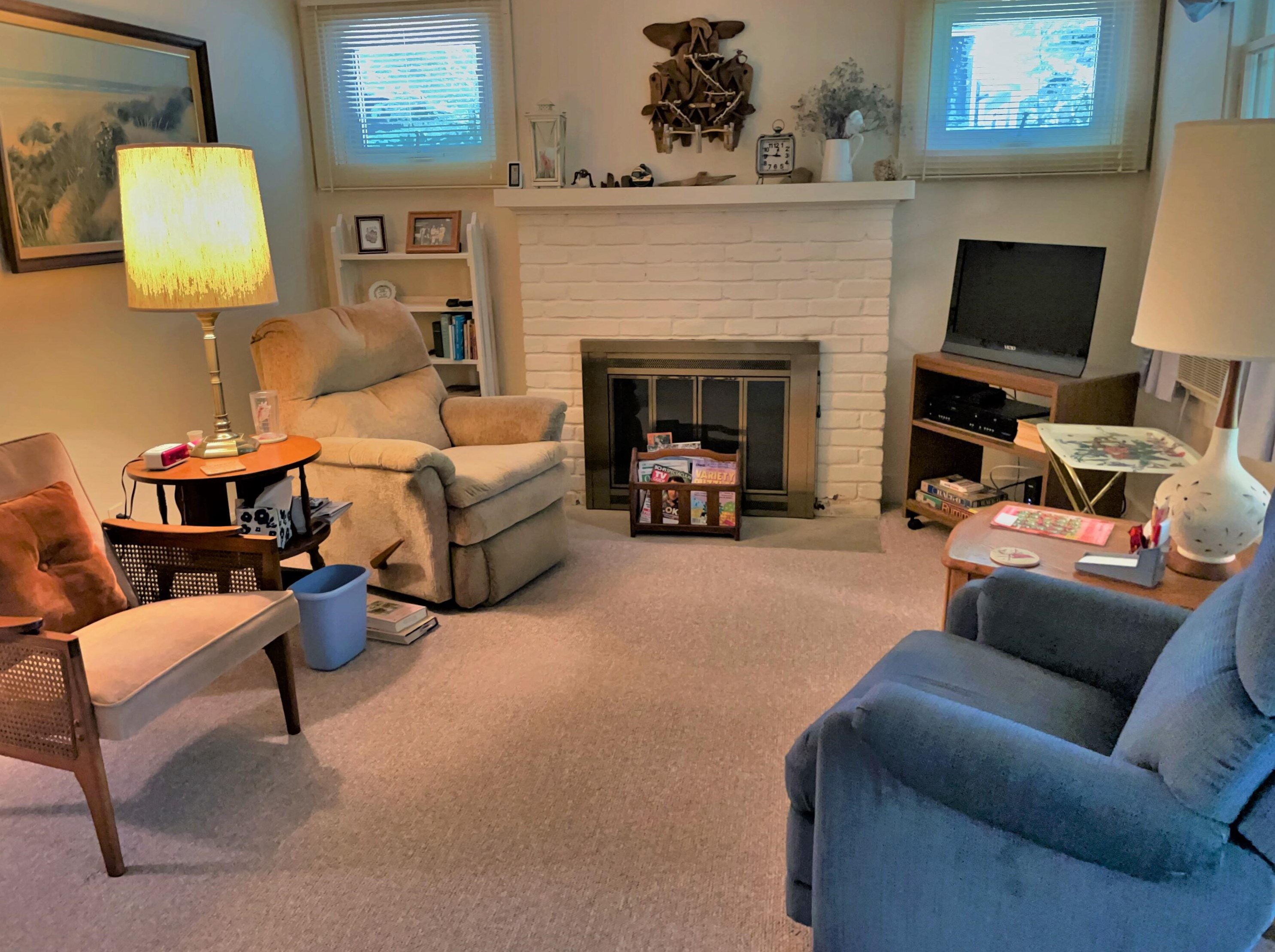 9234 Shady Ln, Lakeside, MI 49116