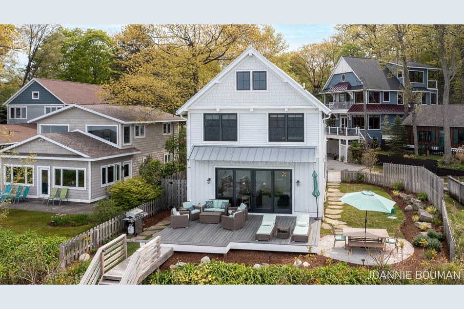 122 Michigan Ave, Holland, MI 49424 MLS 21023780 Coldwell Banker