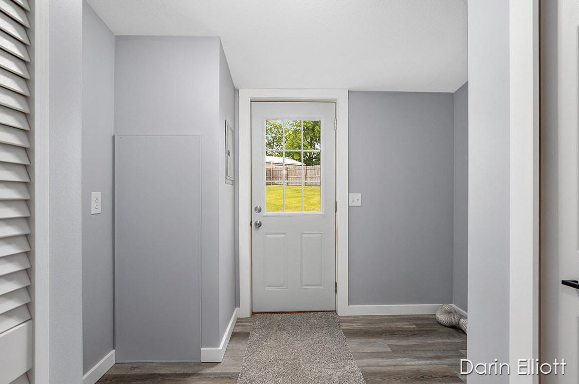 8500 Peck Lake Rd, Saranac MI  48881-9633 exterior