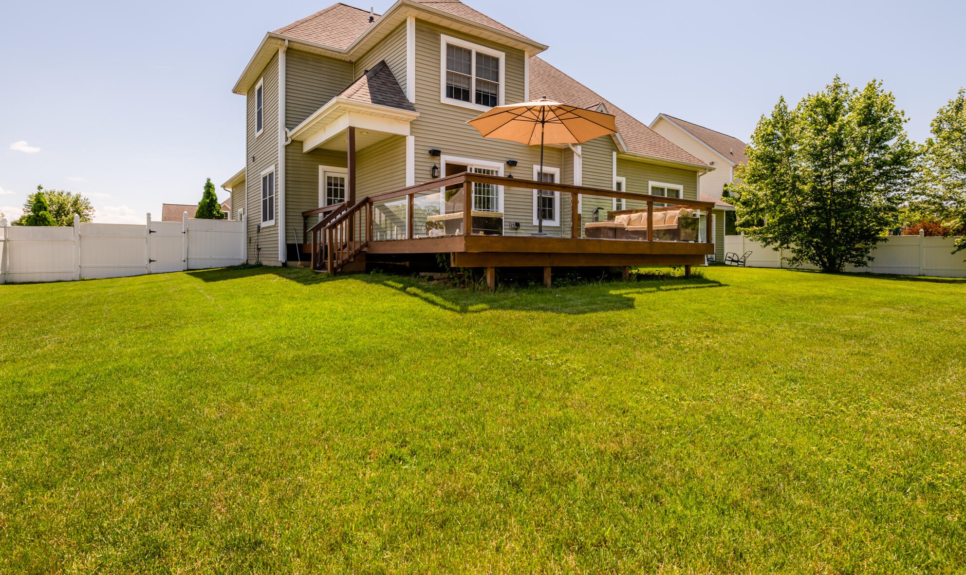 2163 Mccormick Trl, Stevensville MI  49127-8631 exterior