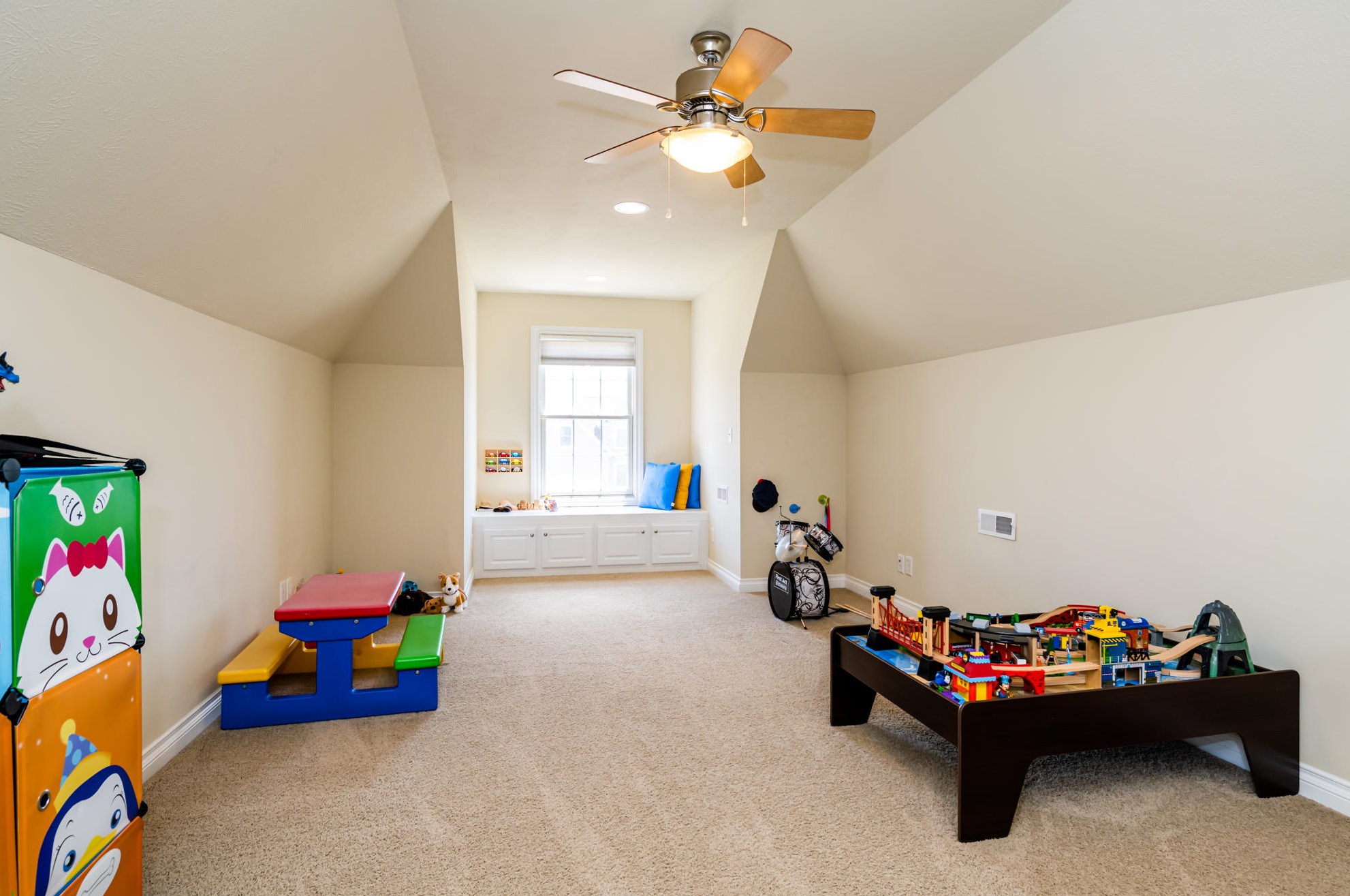 2163 Mccormick Trl, Stevensville MI  49127-8631 exterior