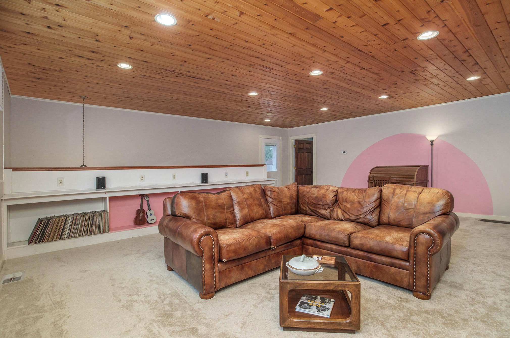 15837 Pine St, Spring Lake MI  49456-1827 exterior