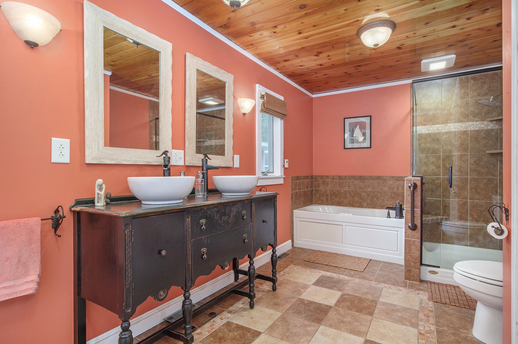 15837 Pine St, Spring Lake MI  49456-1827 exterior