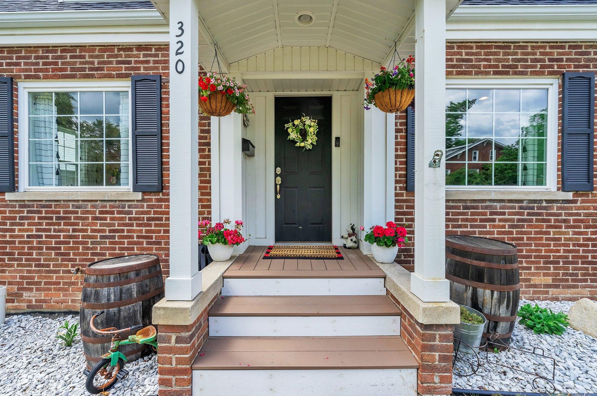 320 Elm St, Portland, MI 48875