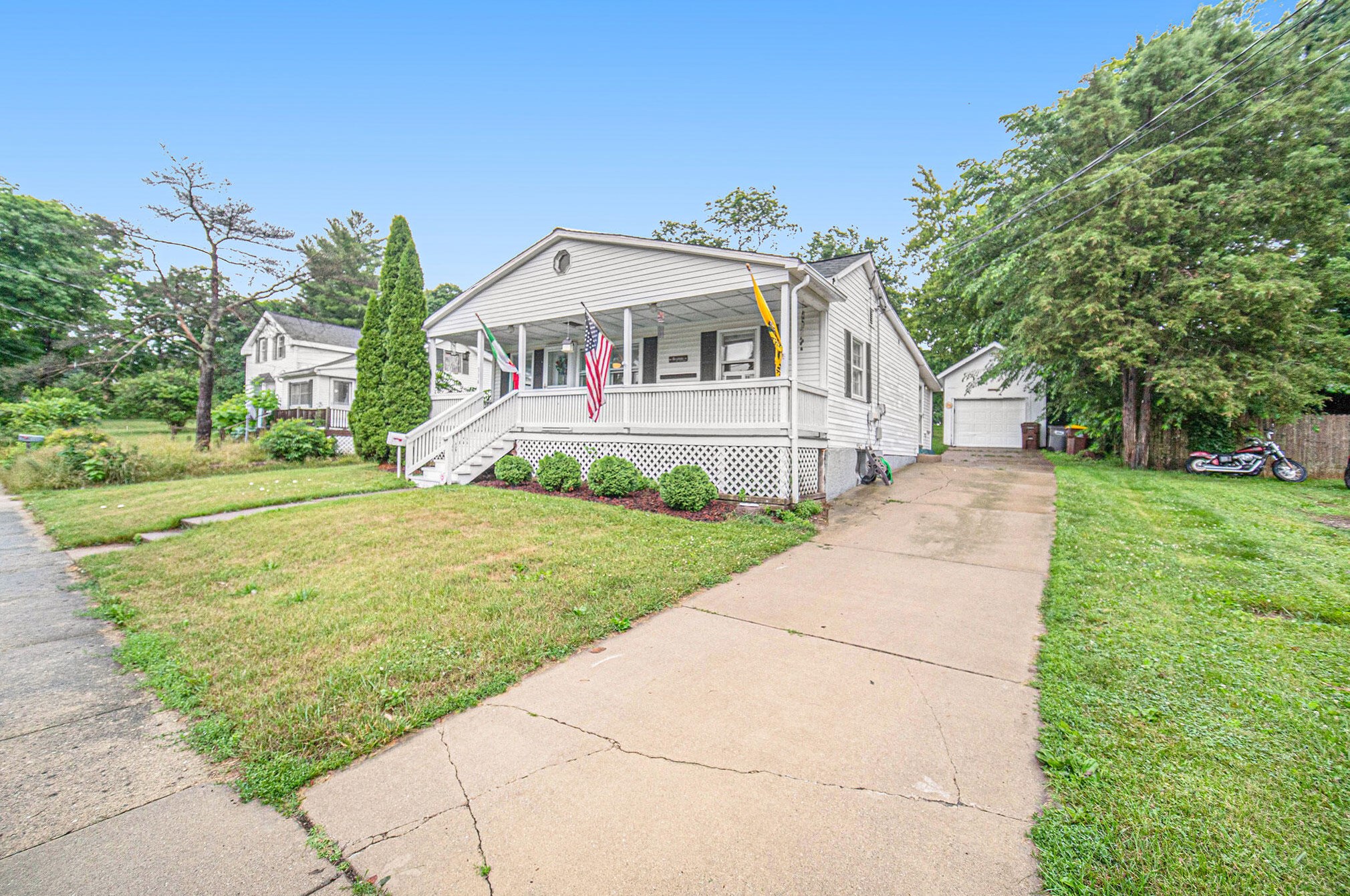 314 Locust St, Marshall, MI 49068-1830