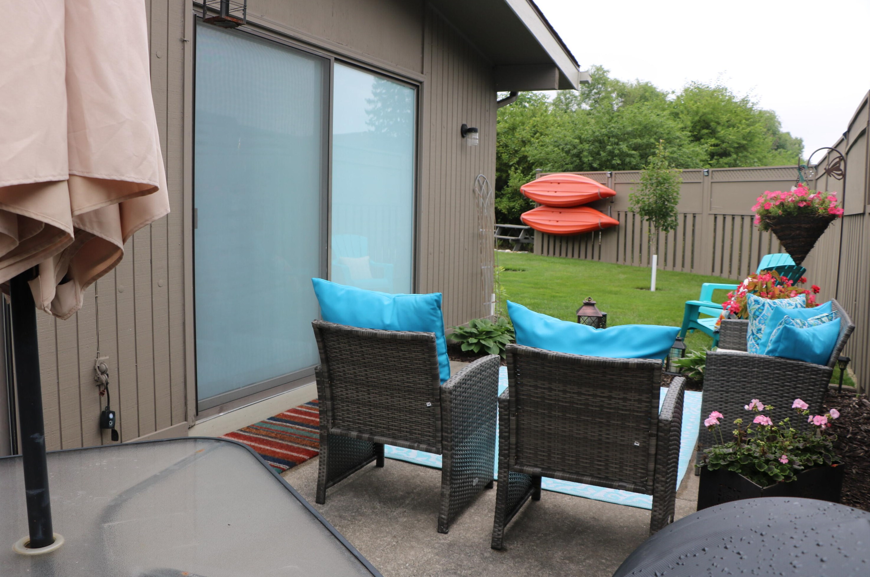 4301 Walnut Hl Dr, Grand Rapids MI 49512-3893 exterior