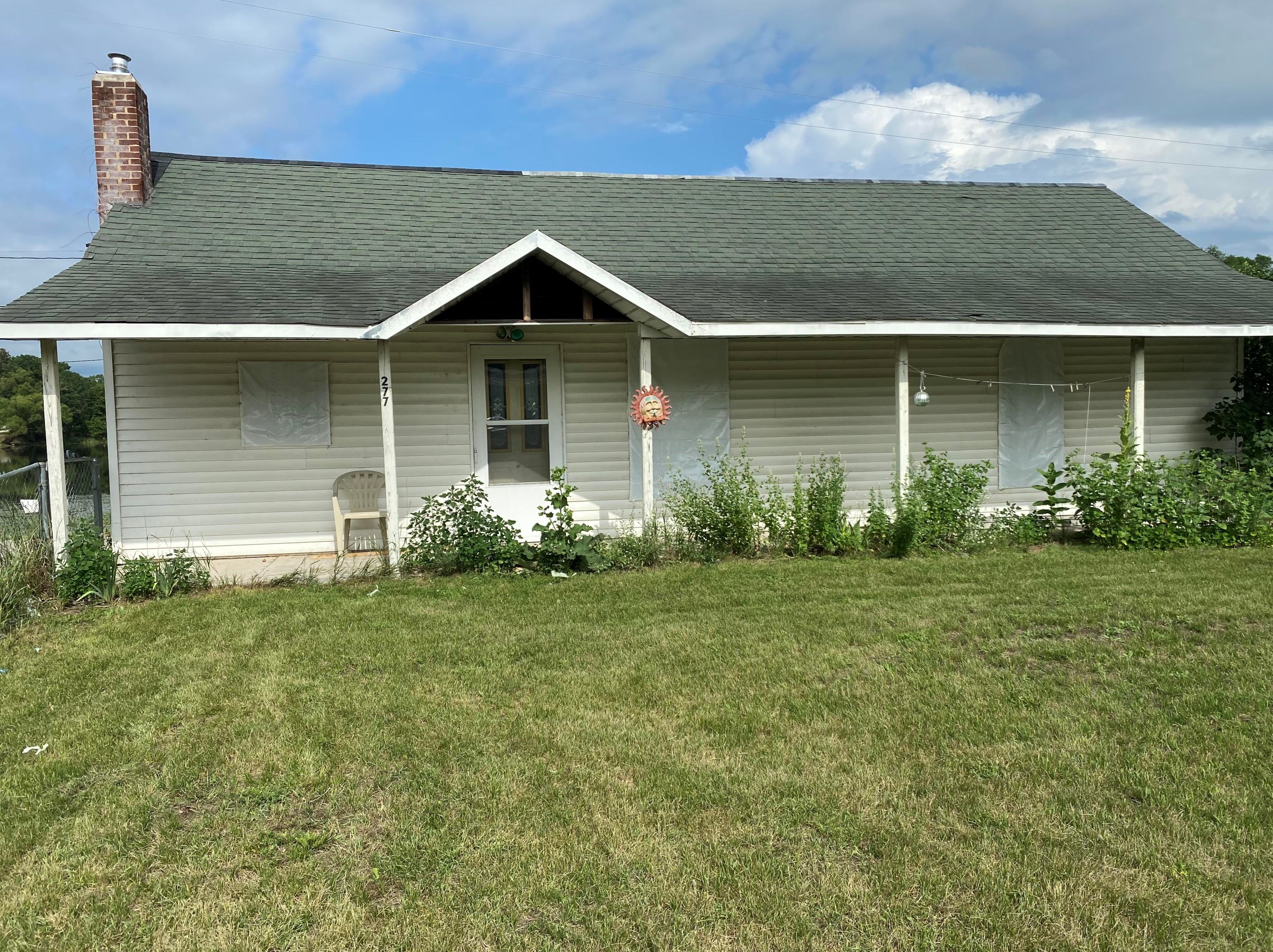 277 Cass St, Morley, MI 49336-9459