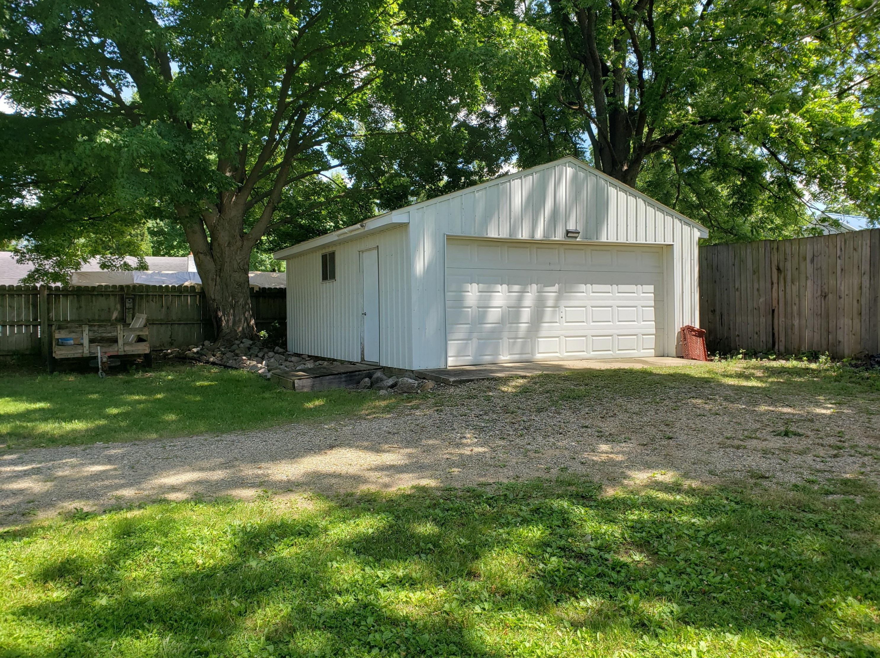 150 Orchard St, Delton, MI 49046-9501