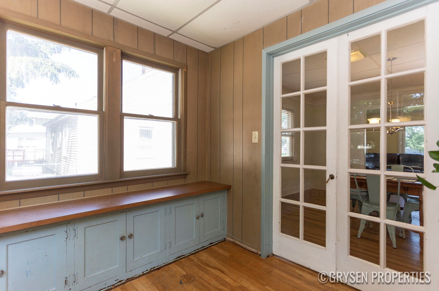 448 Van Allen St, Grand Rapids MI  49548-1228 exterior