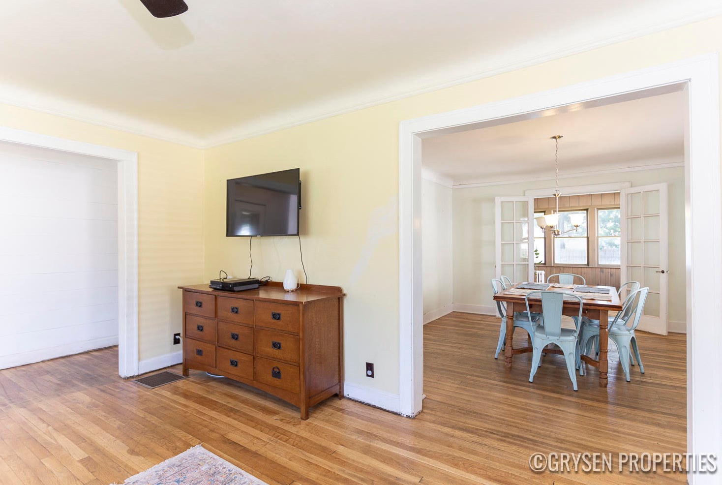 448 Van Allen St, Grand Rapids MI  49548-1228 exterior