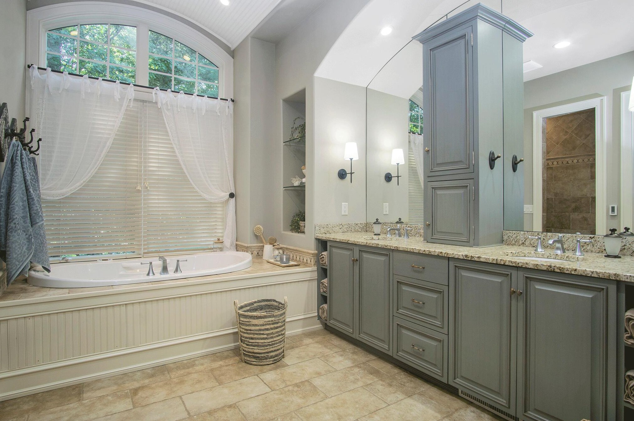 19428 Rosemary Rd, Spring Lake MI  49456-9600 exterior