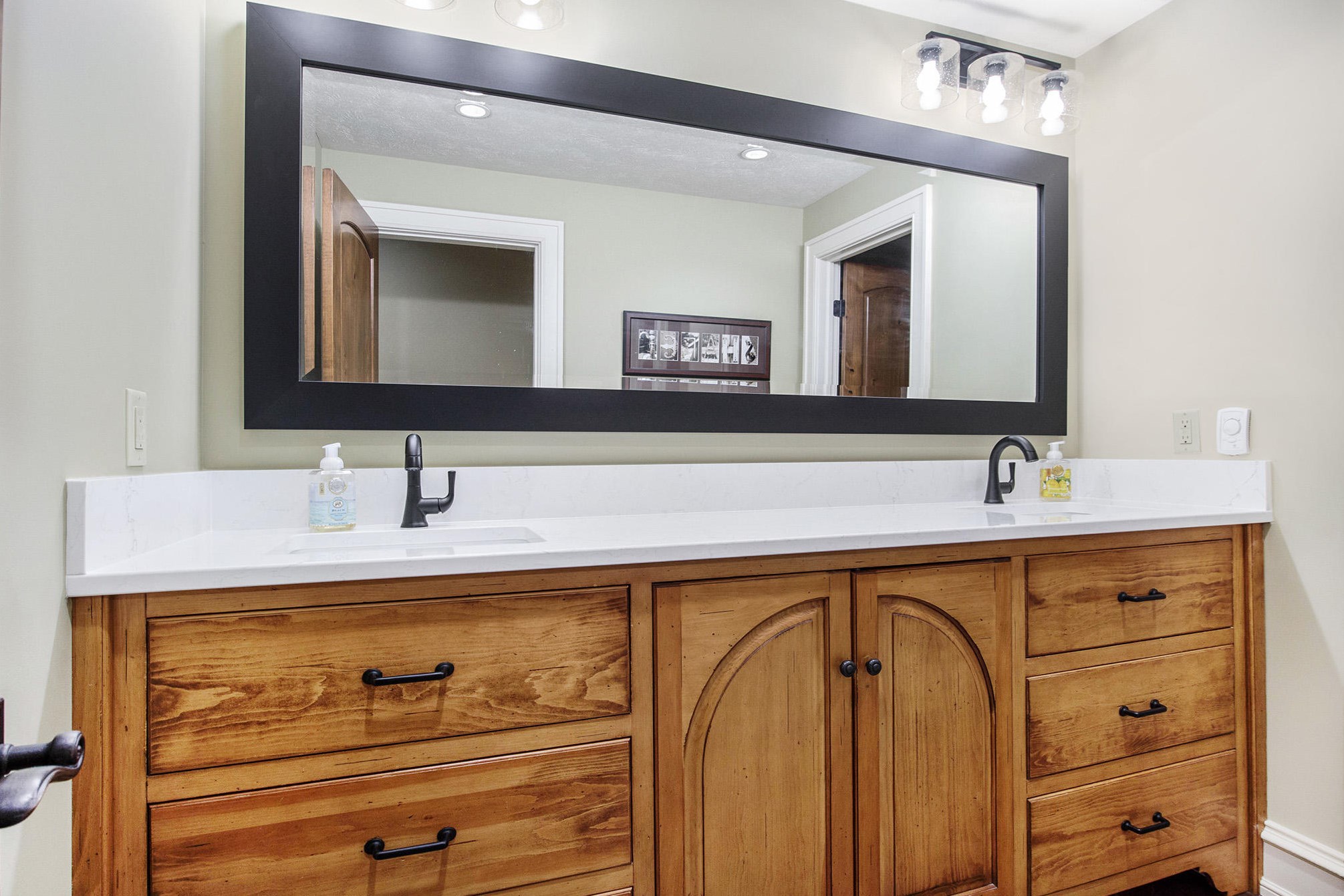 19428 Rosemary Rd, Spring Lake MI  49456-9600 exterior