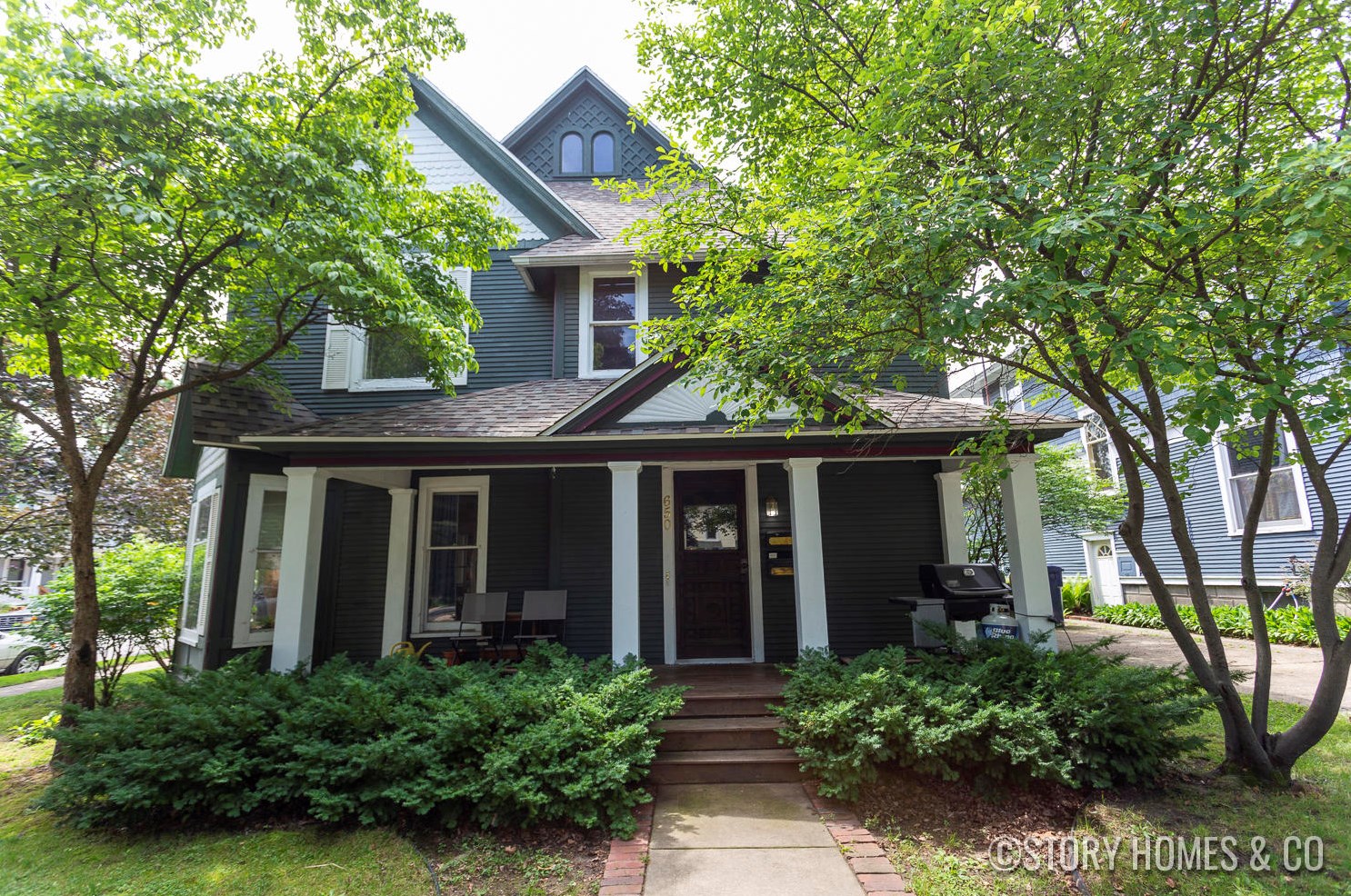 650 Hawthorne St, Grand Rapids, MI 49503-3412