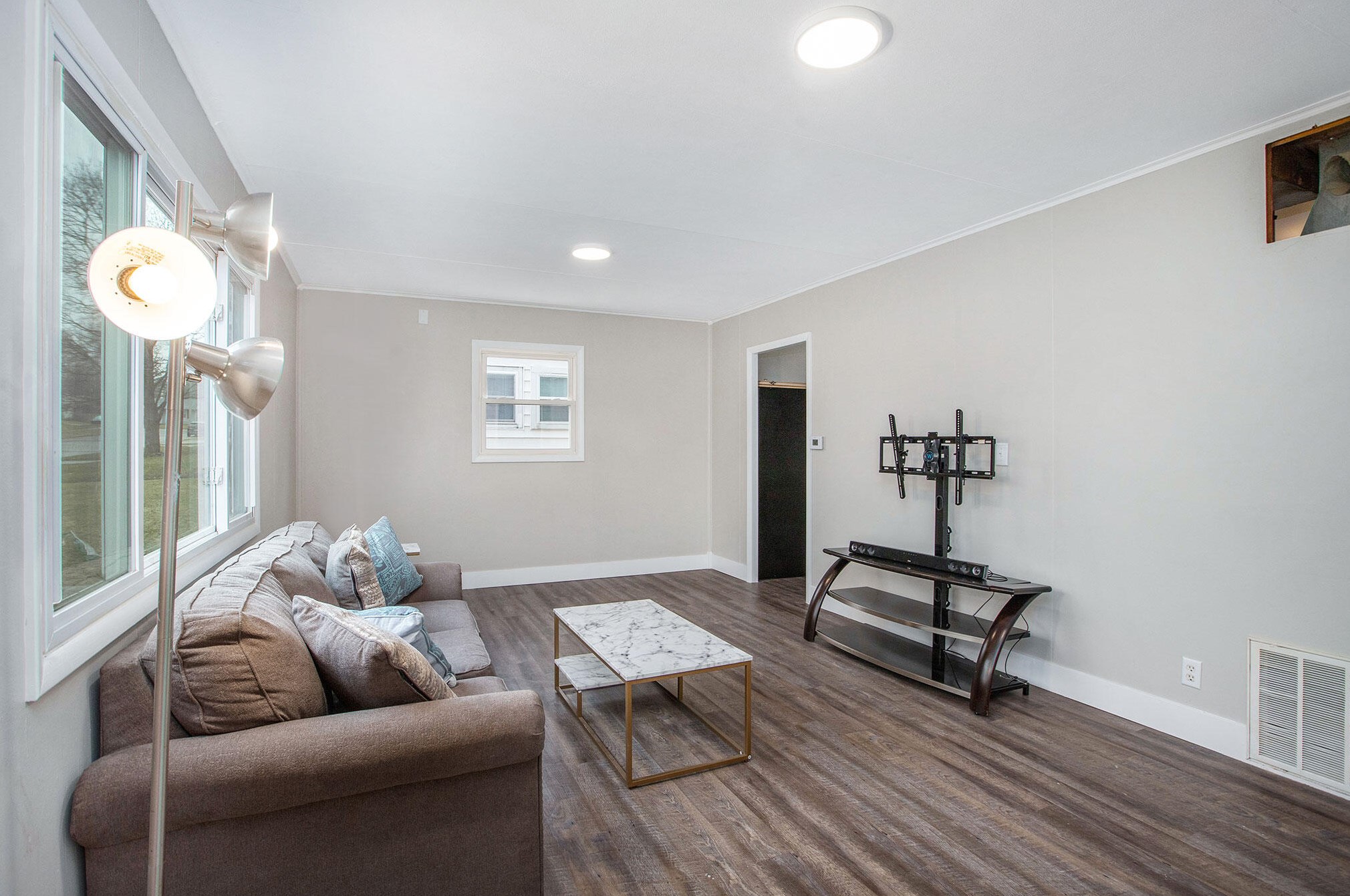 2428 Nora St, Kalamazoo MI  49001-4518 exterior