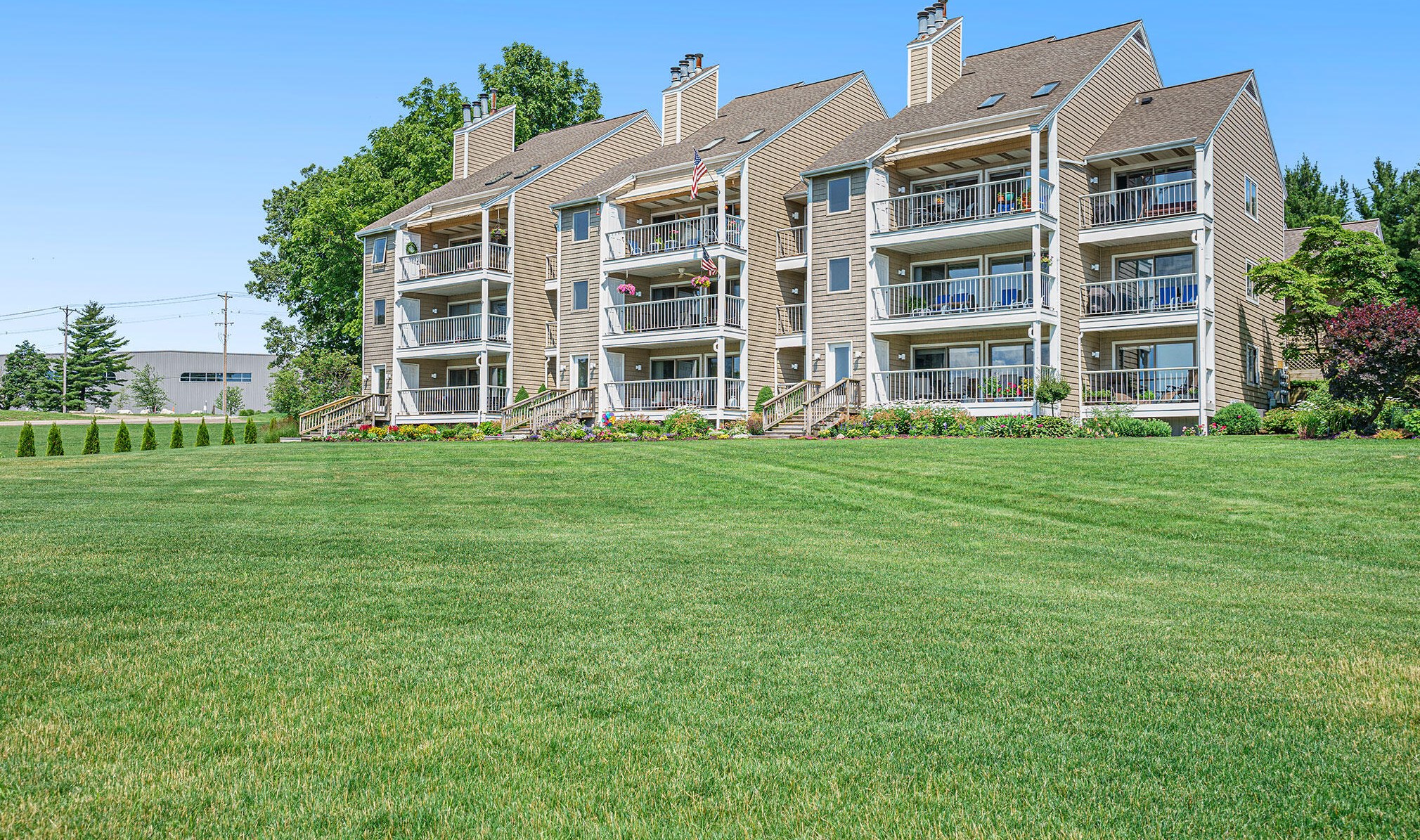 454 Howard Ave, Holland, MI 49424