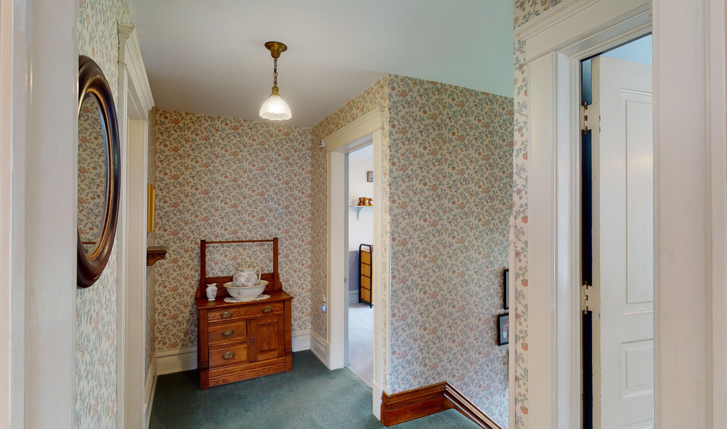 506 Prospect St, Marshall MI  49068-1248 exterior