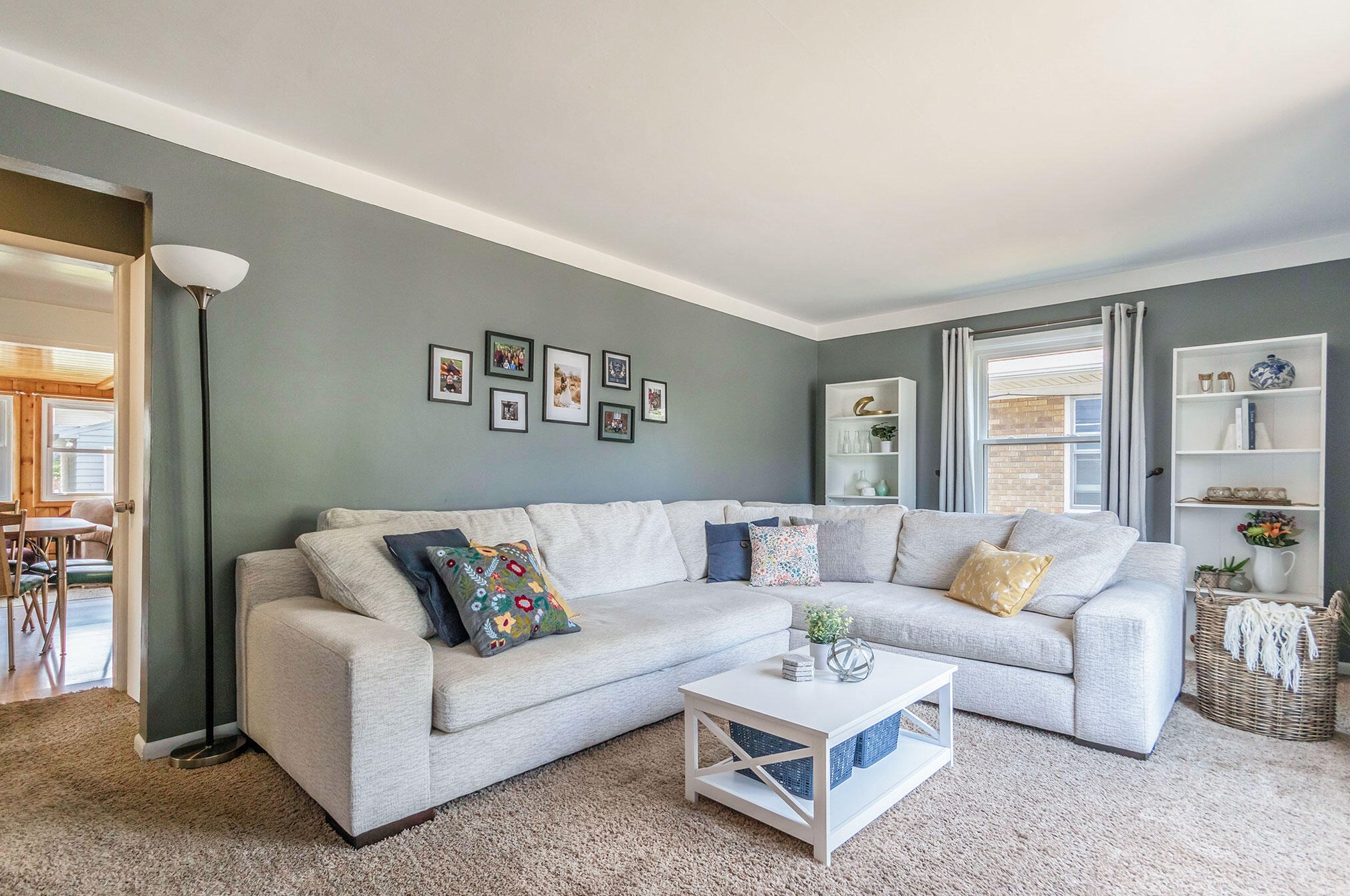 1453 Emerson Ave, Grand Rapids, MI 49504-2918