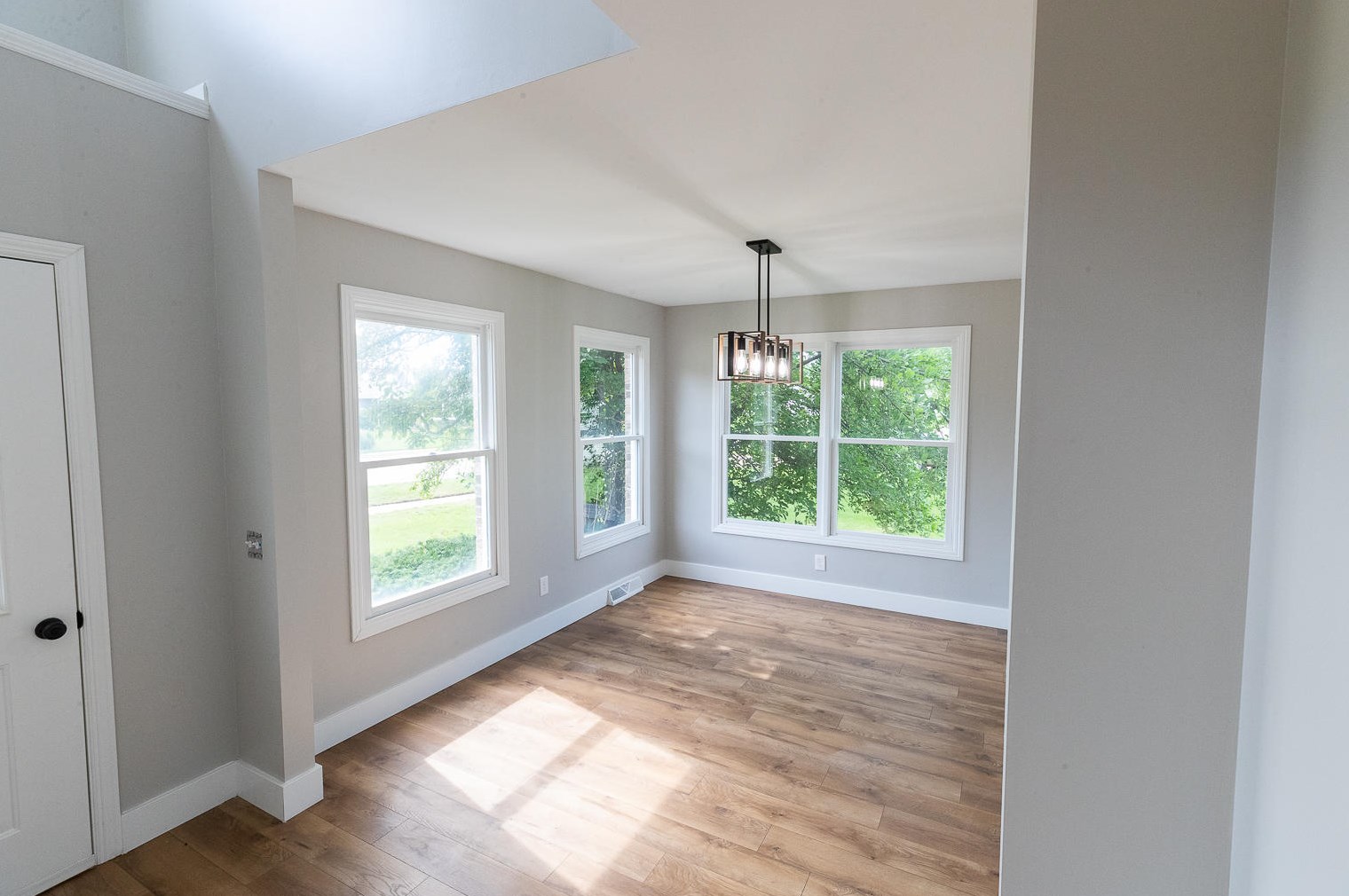 8524 Eldora Dr, Byron Township, MI 49315-8803