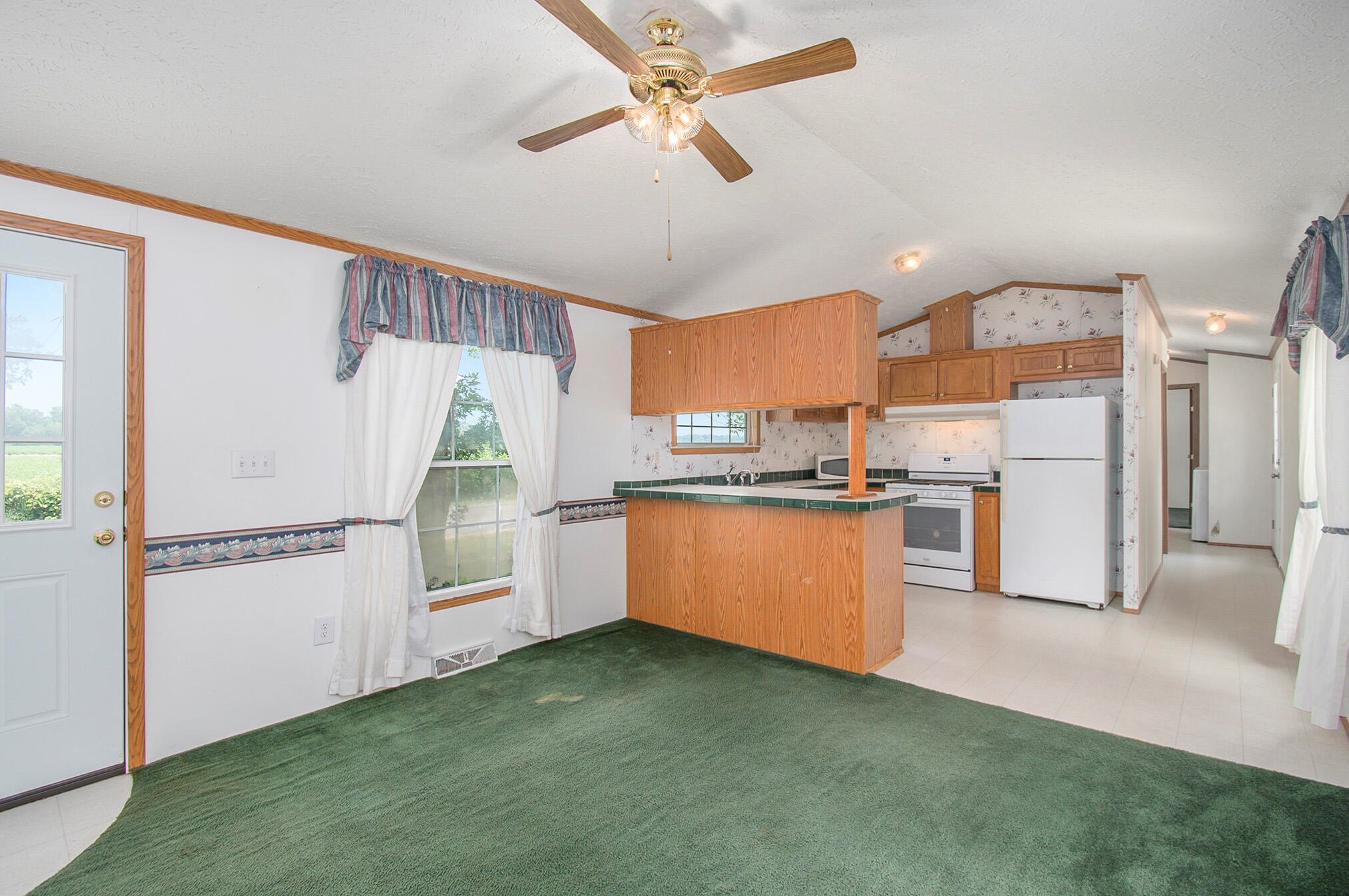 59016 Manor Rd, Colon, MI 49040