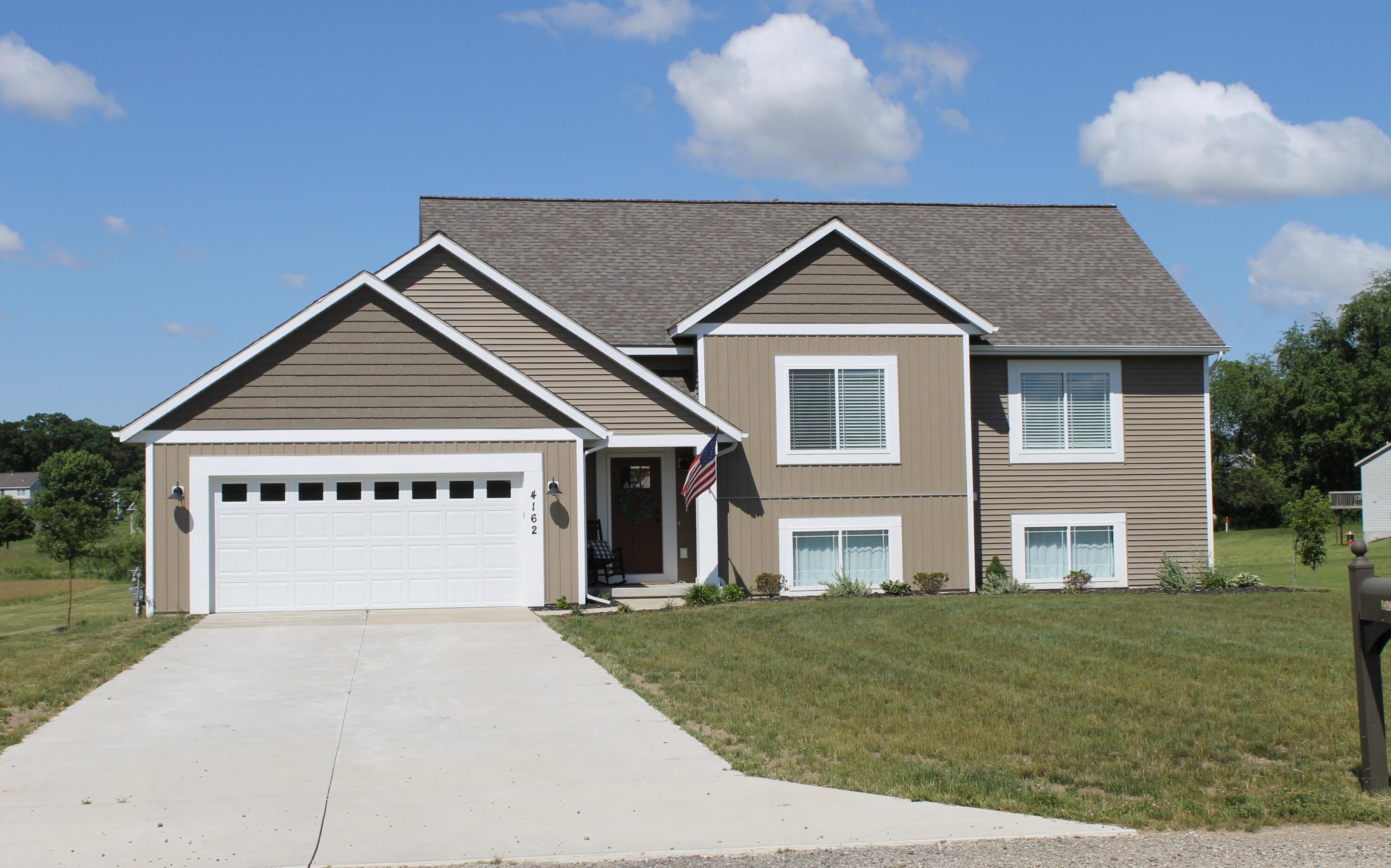 4162 Spring Meadow Dr, Hamilton, MI 49419