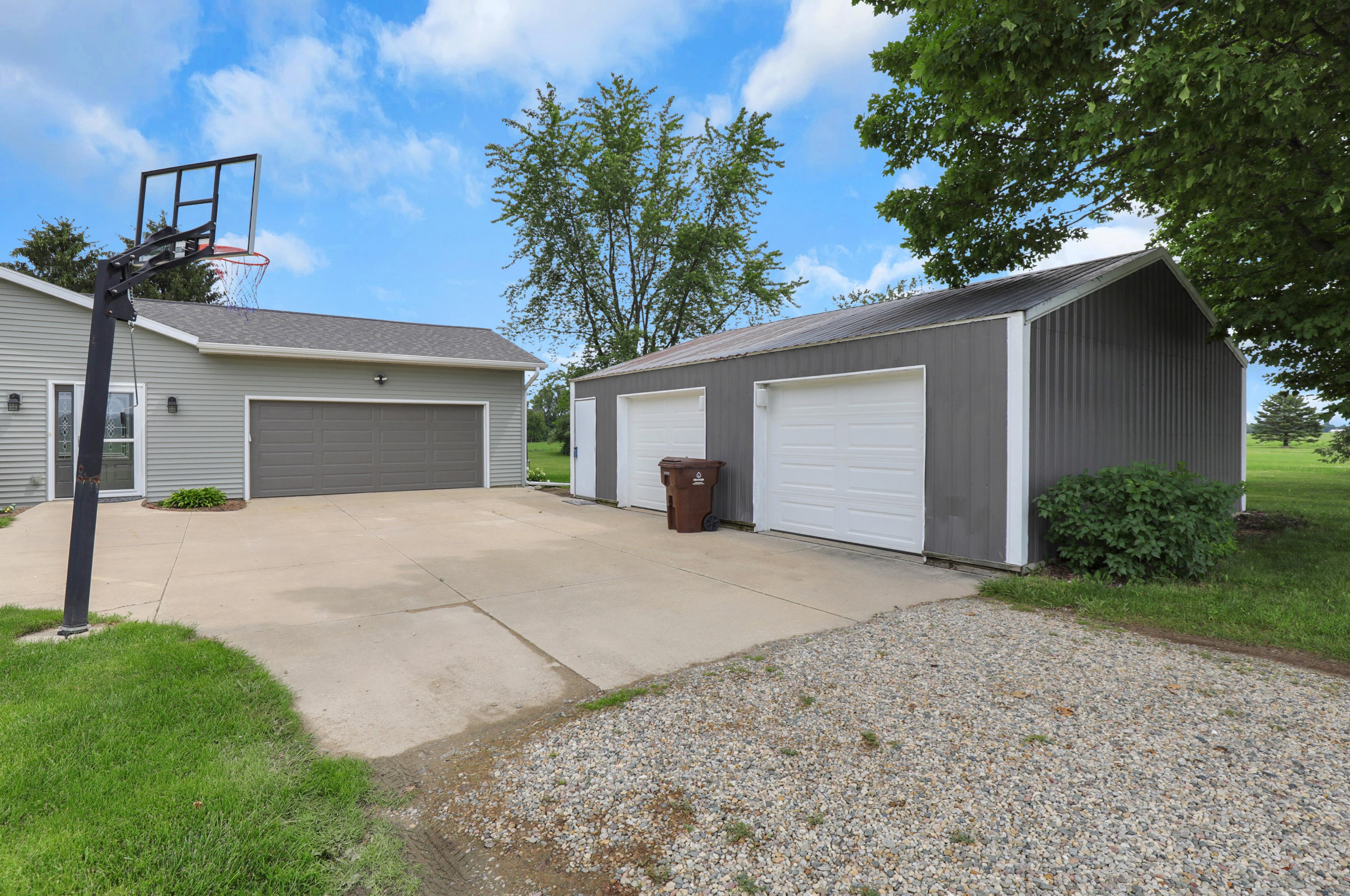 5021 E Emery Rd, Portland, MI 48875