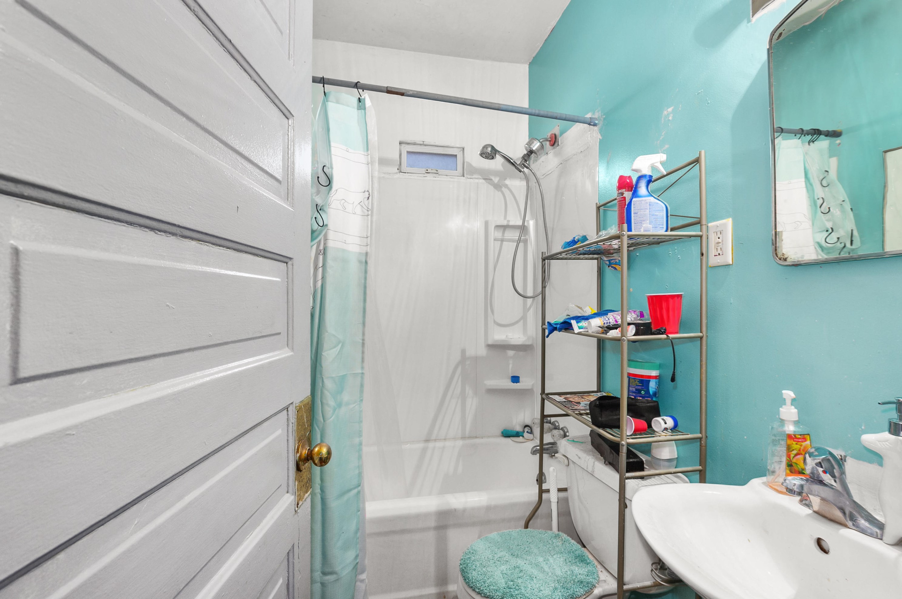 541 11th St, Grand Rapids MI  49504-4450 exterior