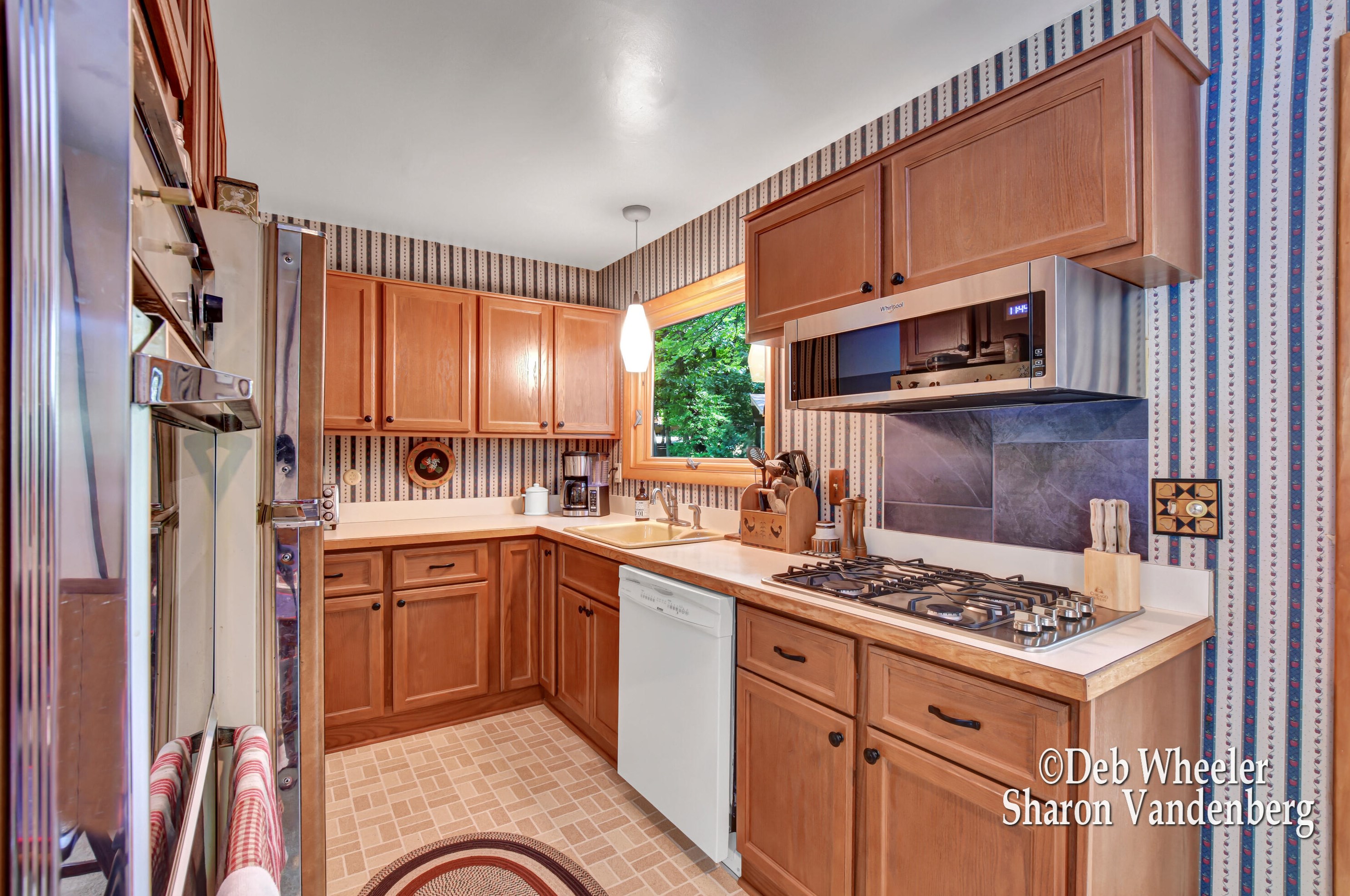 1174 Fuller Ct, Grand Rapids MI  49508-4742 exterior