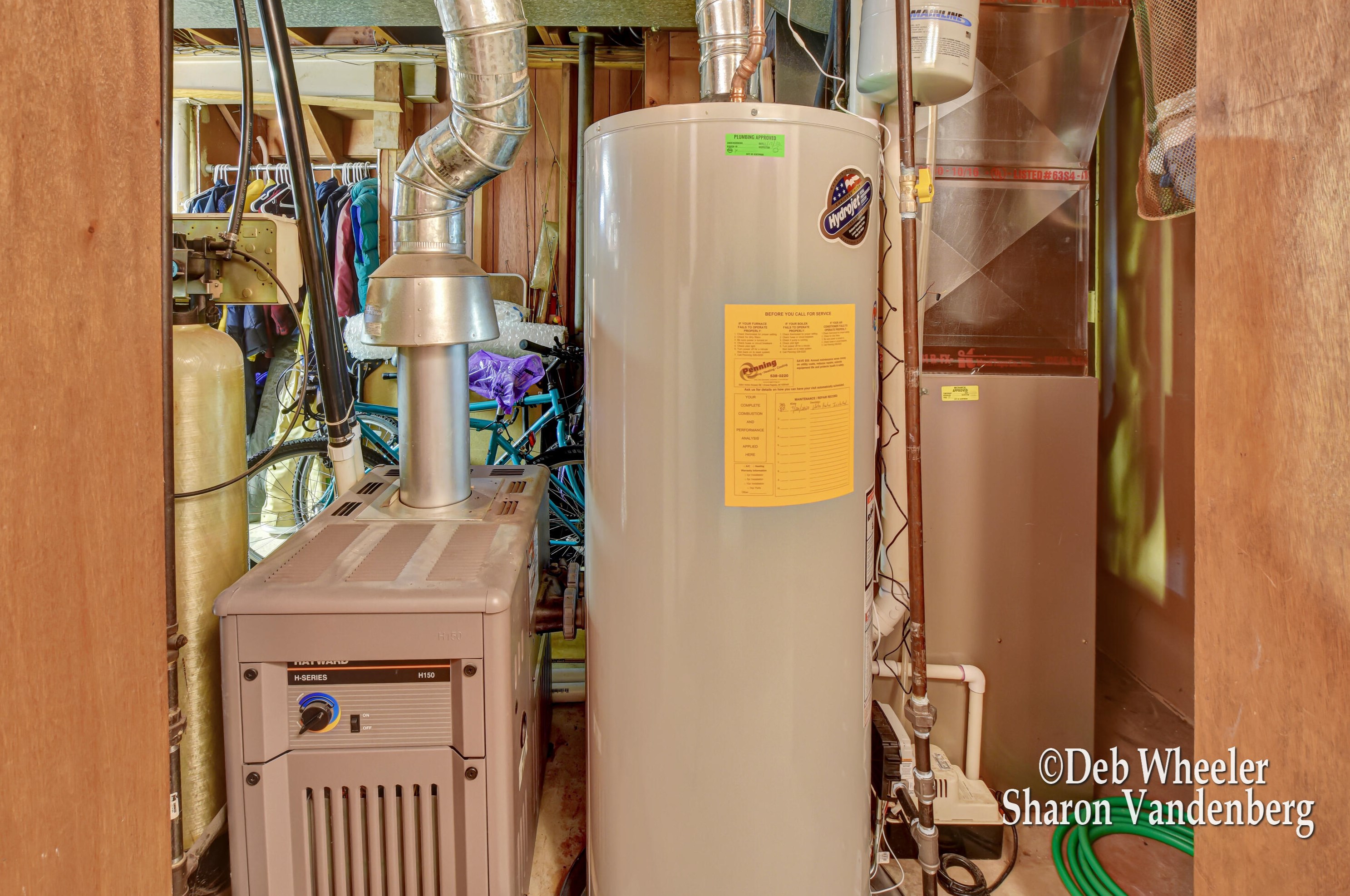 1174 Fuller Ct, Grand Rapids MI  49508-4742 exterior