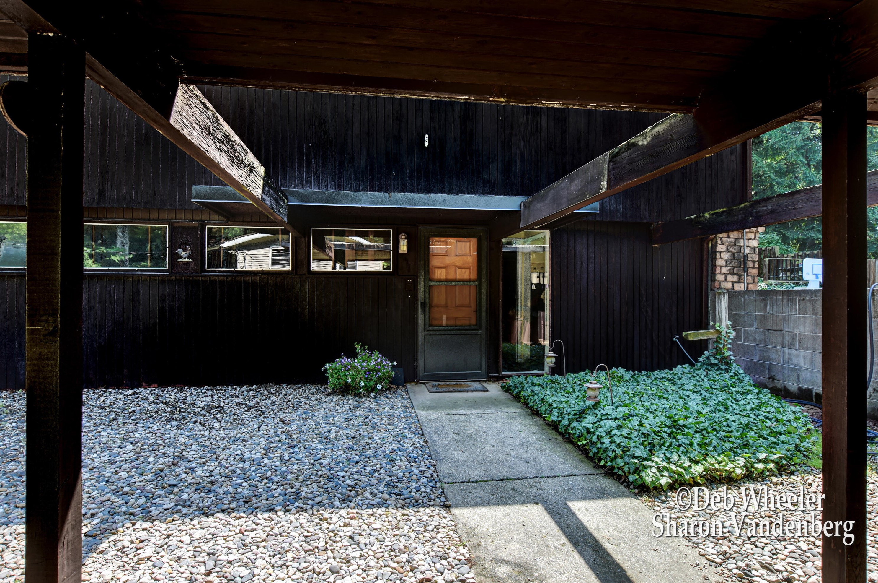 1174 Fuller Ct, Grand Rapids, MI 49508-4742