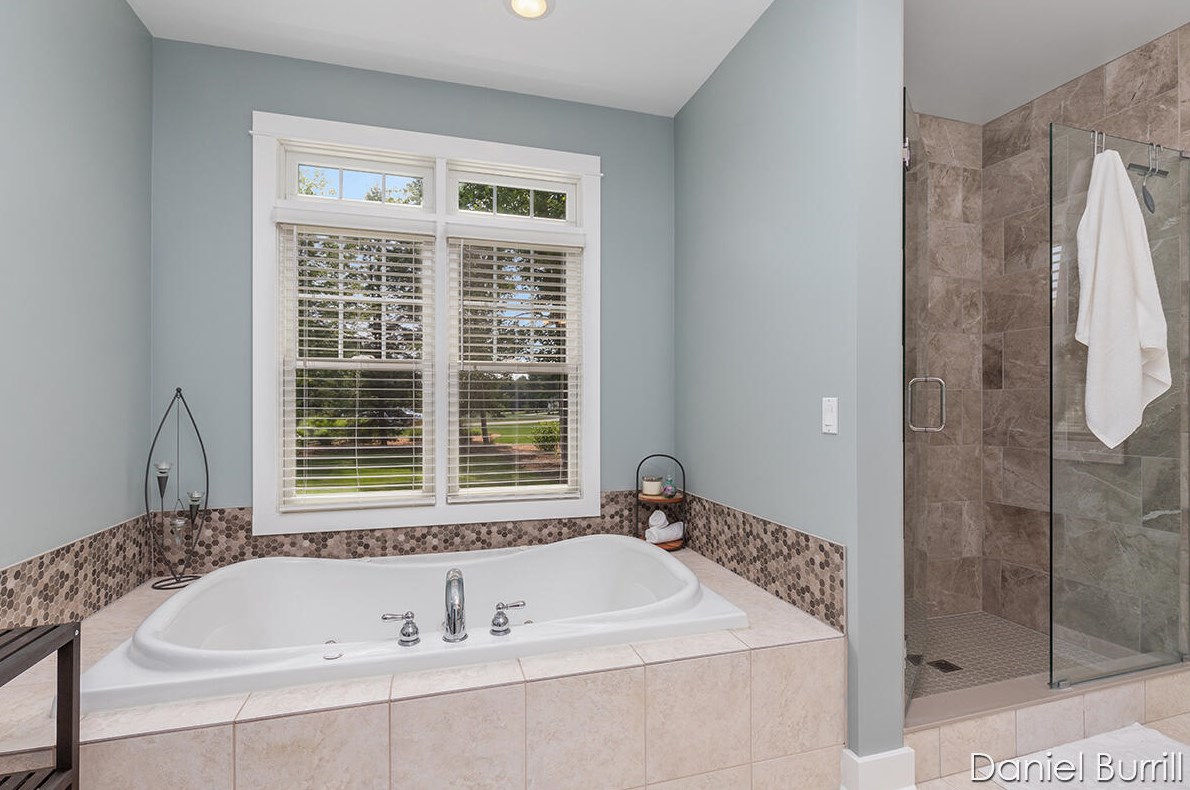 9571 Douglas Fir Ct, Sparta MI 49345-8276 exterior