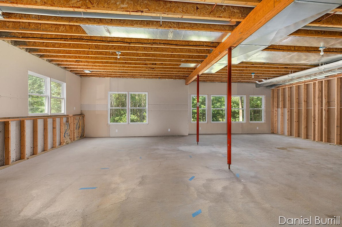 9571 Douglas Fir Ct, Sparta MI 49345-8276 exterior