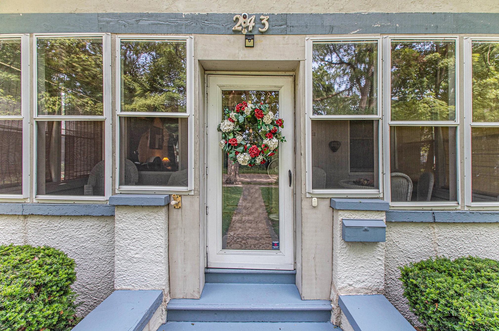 243 Bond St, Niles, MI 49120-3245