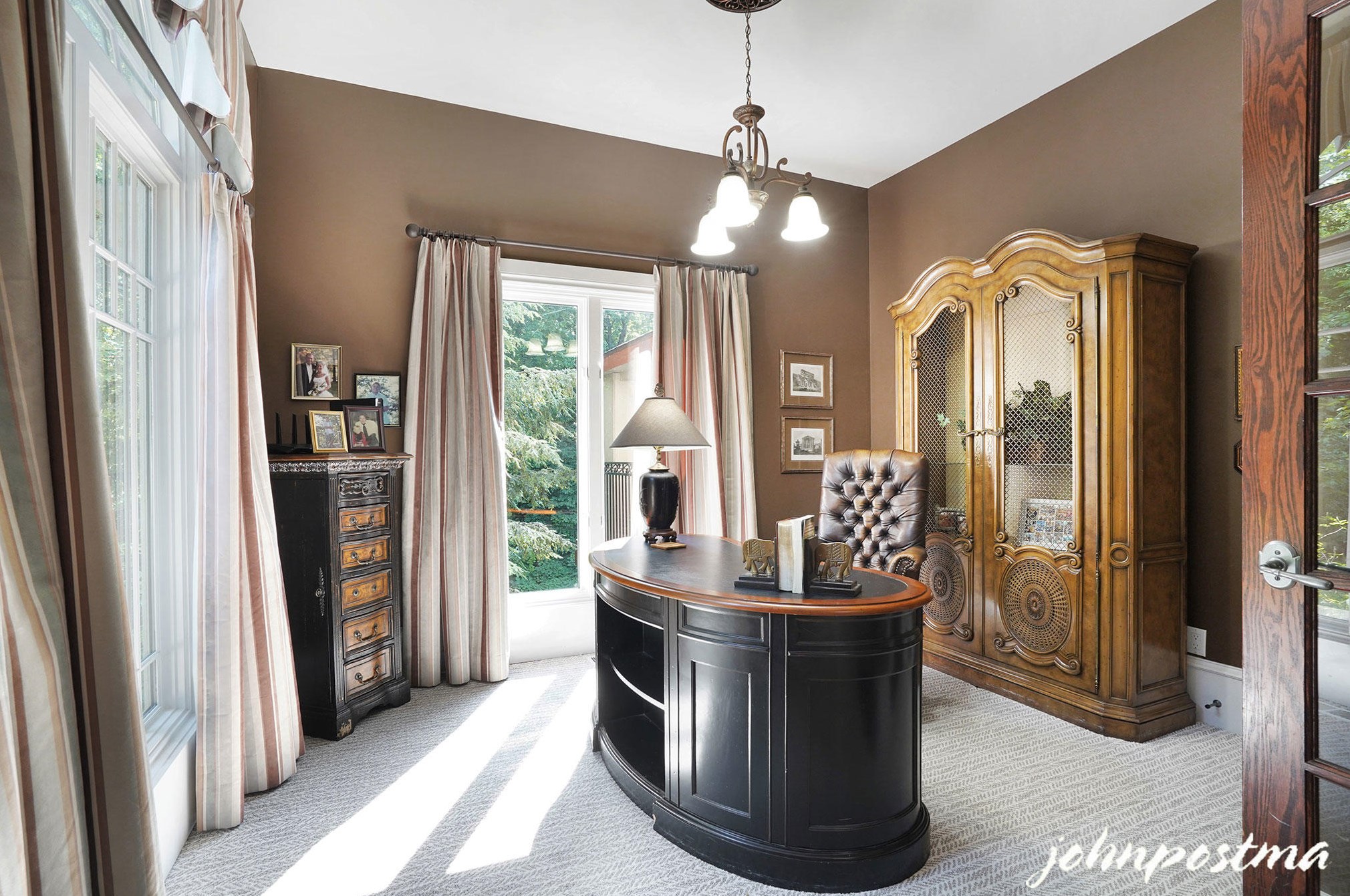 2188 Fairridge Dr, Ada MI 49301-8551 exterior