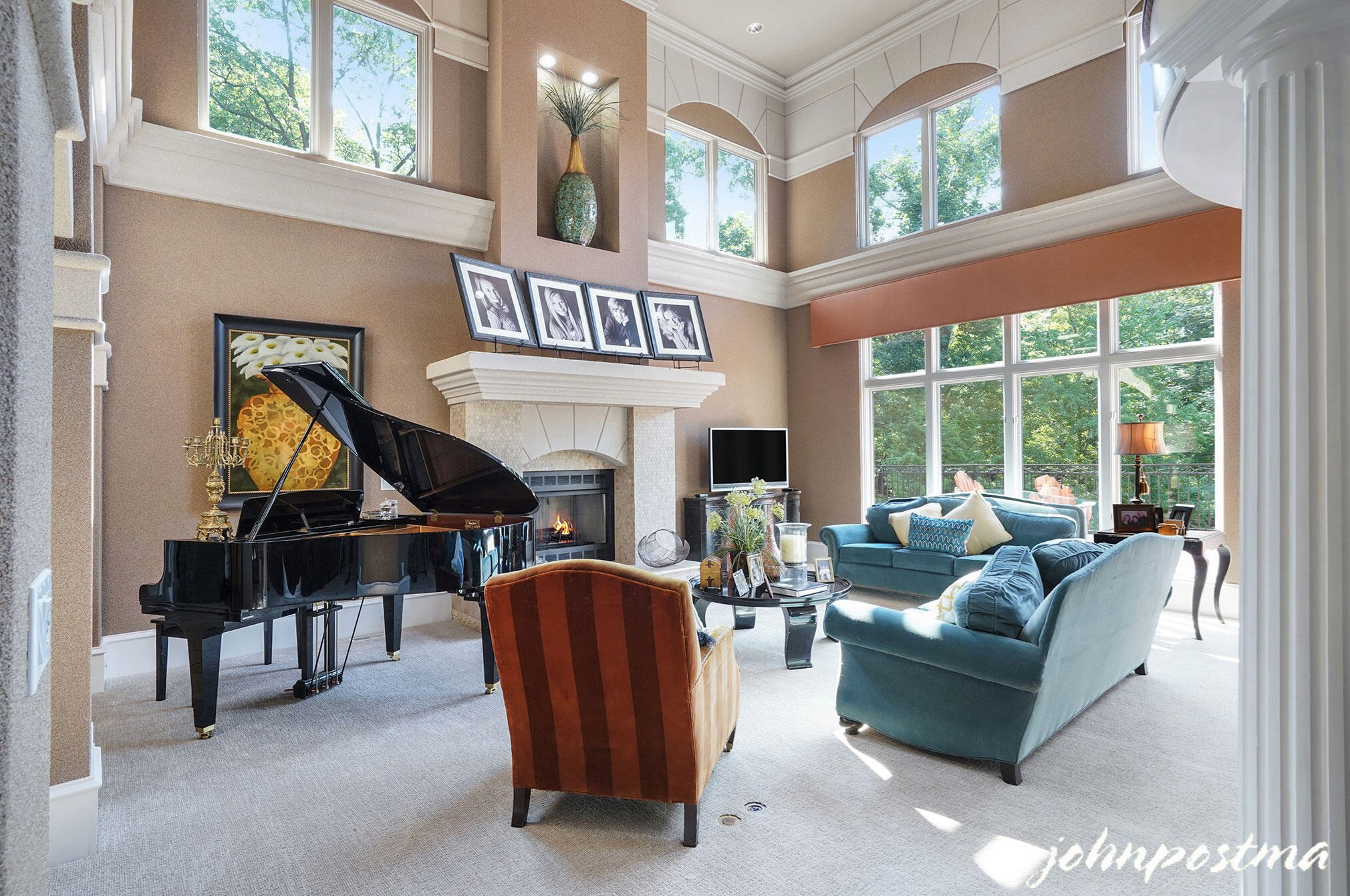 2188 Fairridge Dr, Ada MI 49301-8551 exterior