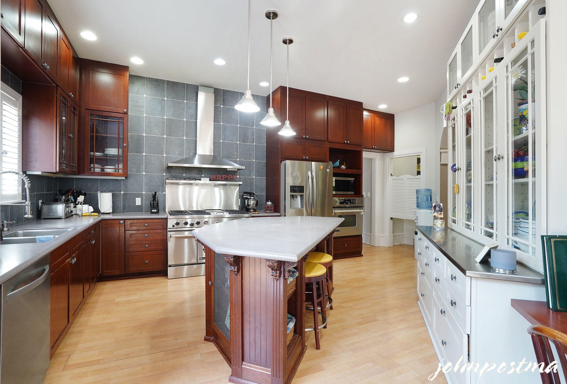 2188 Fairridge Dr, Ada MI 49301-8551 exterior